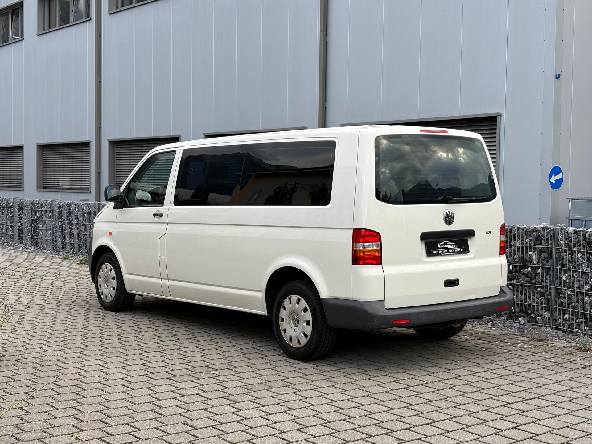 VW T5 Caravelle Comfort 2.5TDI PD 4M-image-5