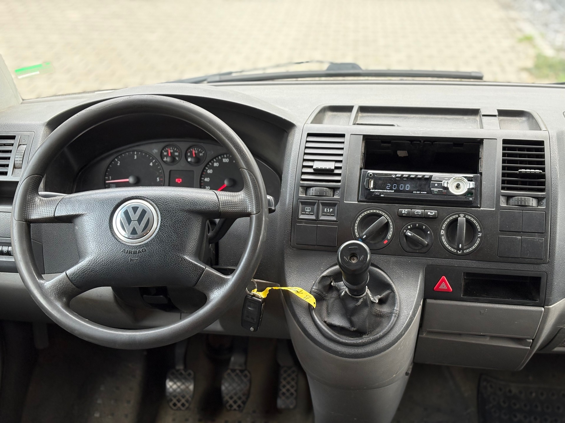 VW T5 Caravelle Comfort 2.5TDI PD 4M-image-8