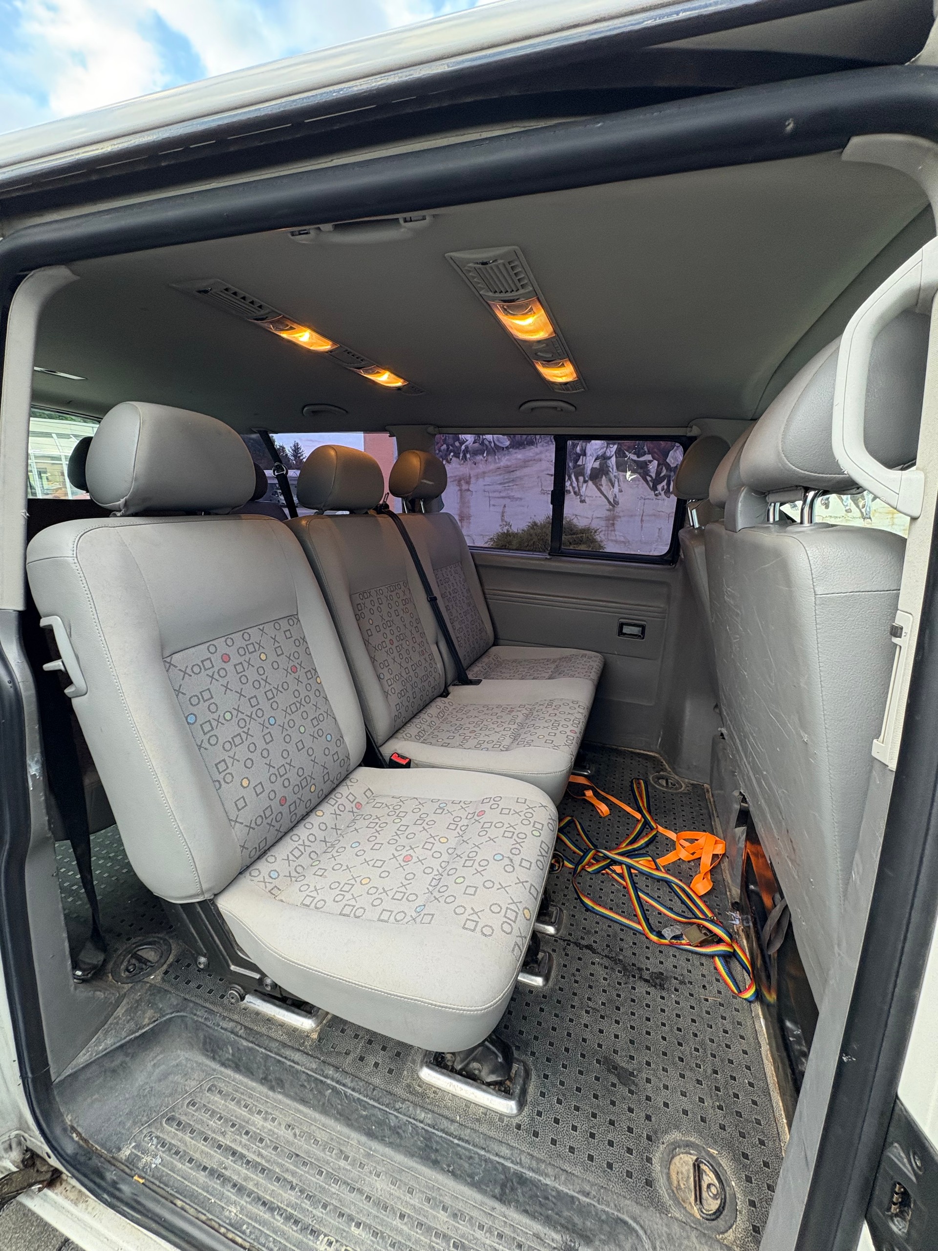 VW T5 Caravelle Comfort 2.5TDI PD 4M-image-11