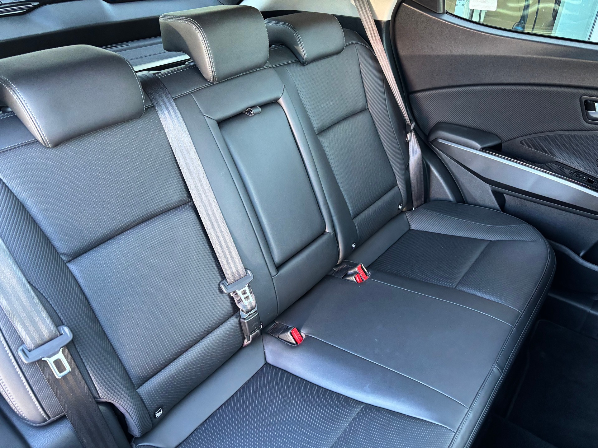 KGM-SsangYong Tivoli 1.5TGDI Tita 4WD Automat-image-8