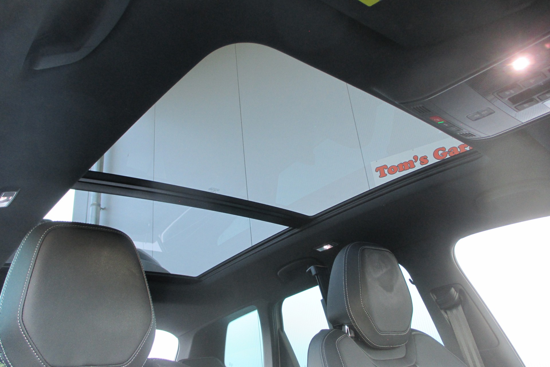 SKODA Karoq 2.0 TSI SportLine 4x4 DSG-image-11