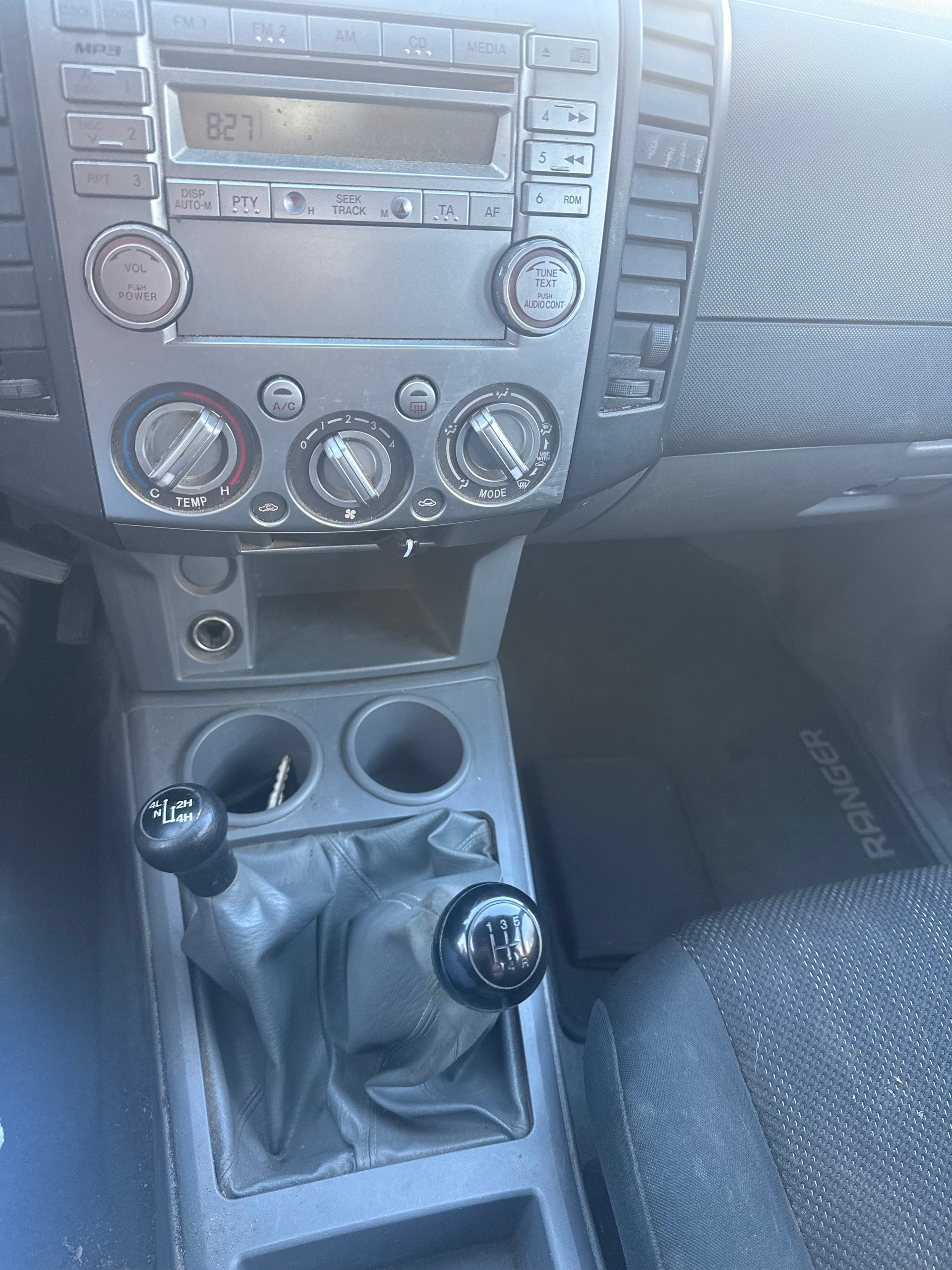 FORD Ranger XL 2.5 TDCi 4x4-image-5