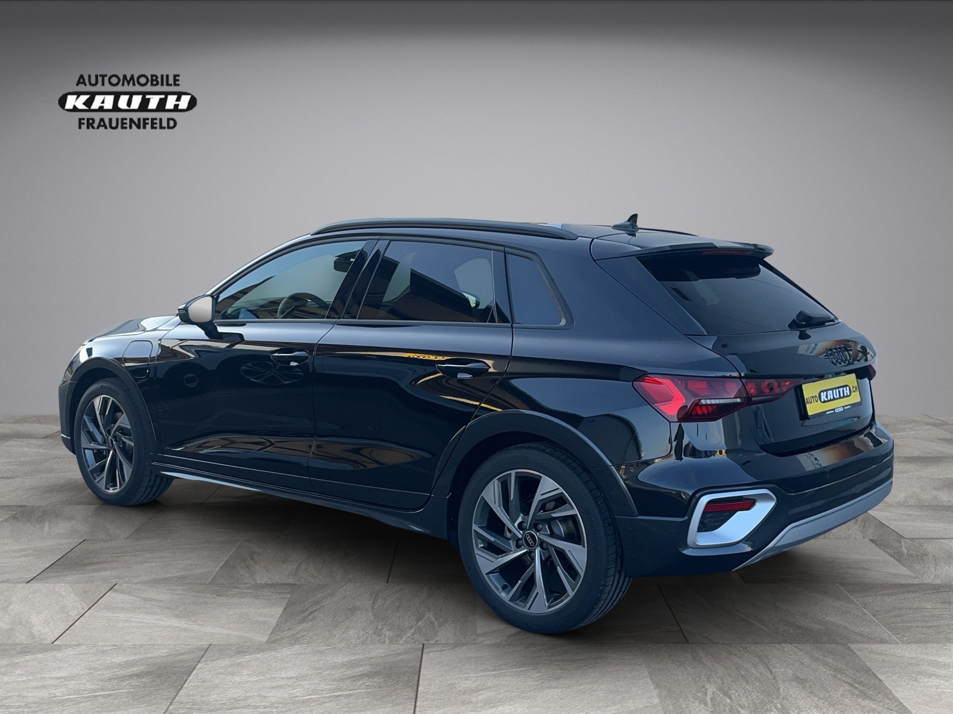 AUDI A3 allstreet TFSI e 150 kW S tronic *Standklima/Heizung, AHK, SONOS, Head up, Audi Garantie bis 02.2031, NP Fr. 68'020.-*-image-2