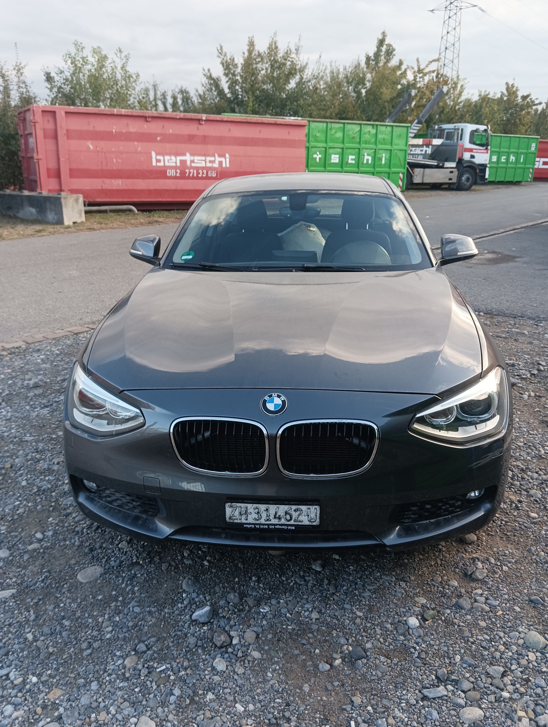 BMW 120d xDrive-image-0