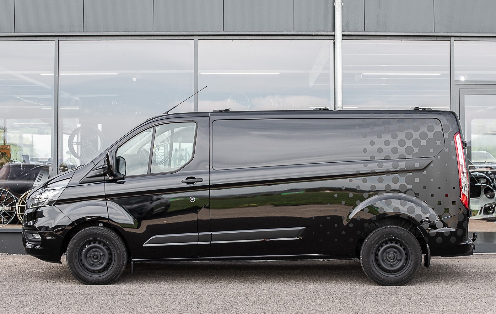 FORD Transit Custom 320L2H1 Trend A-image-0