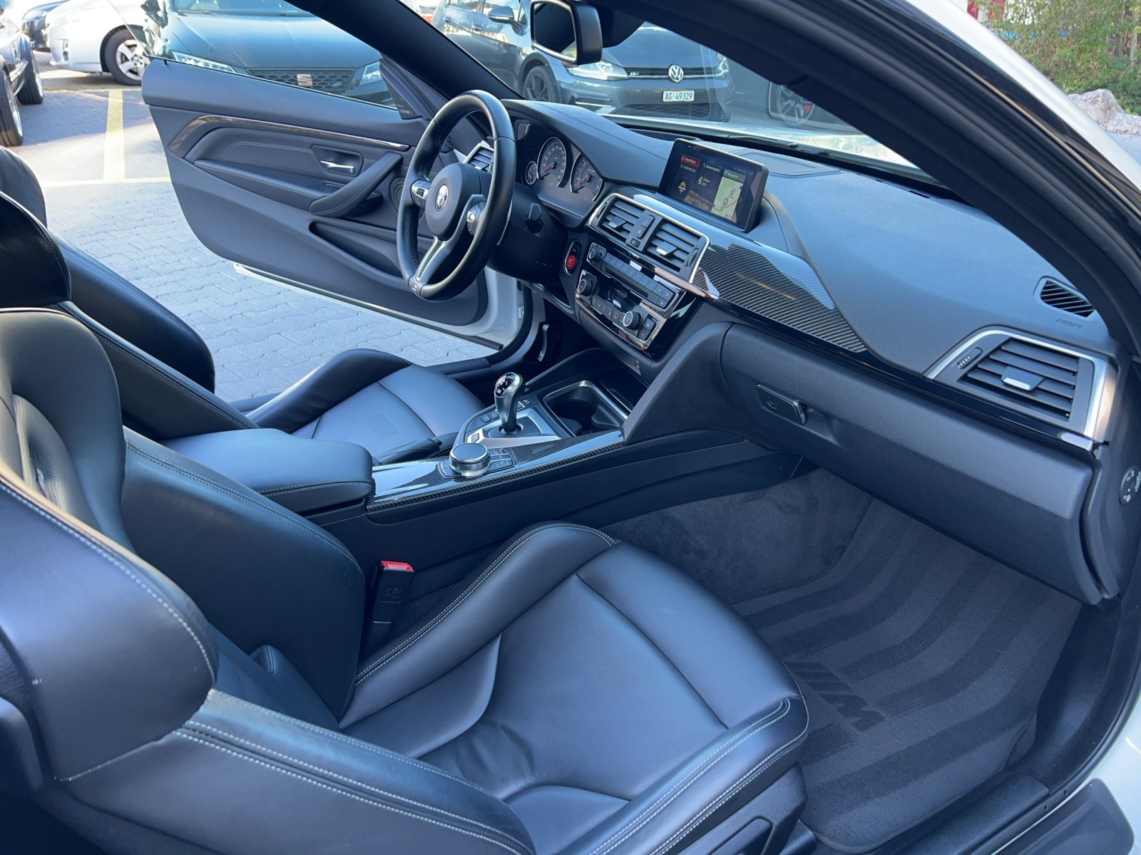 BMW M4 Coupé Competition DKG-image-6