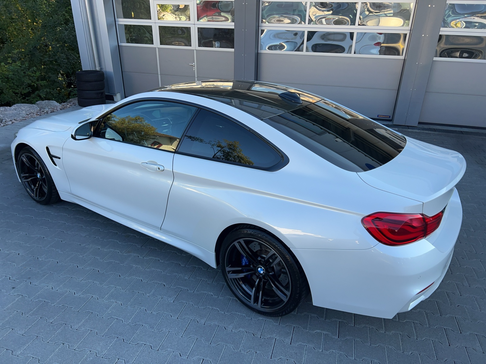 BMW M4 Coupé Competition DKG-image-15