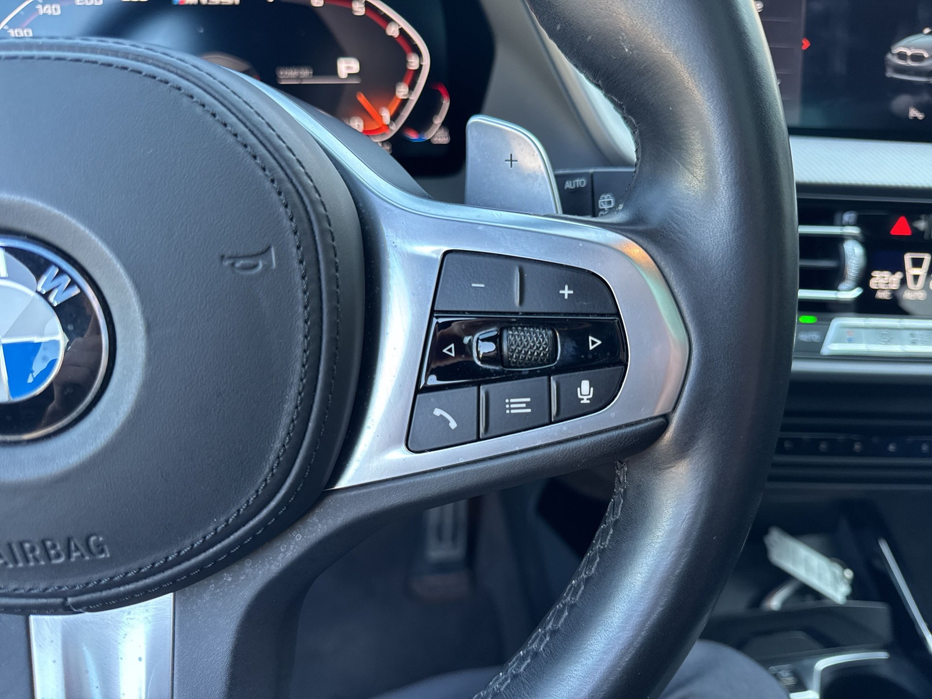 BMW M135i xDrive Steptronic-image-15