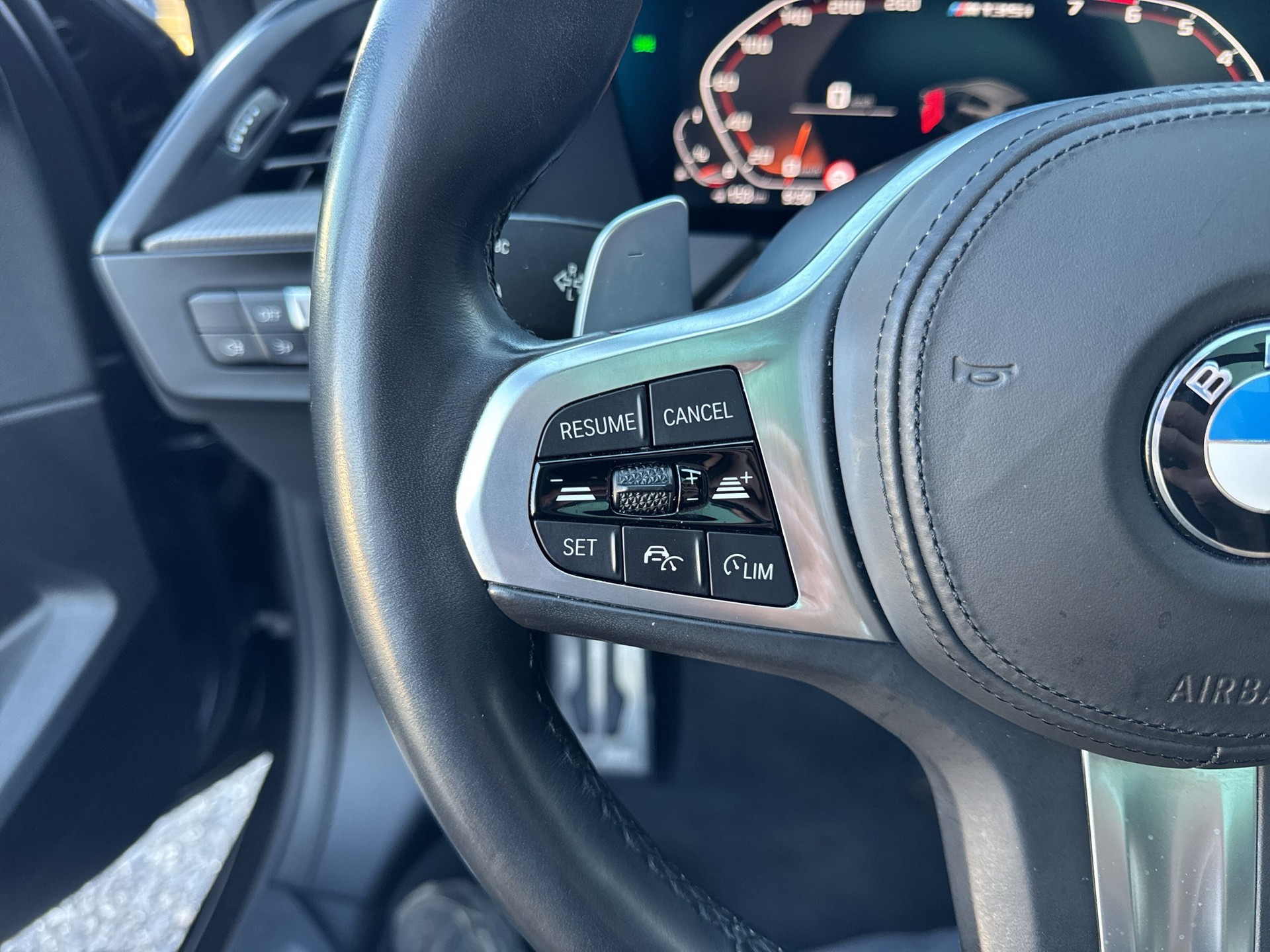 BMW M135i xDrive Steptronic-image-14
