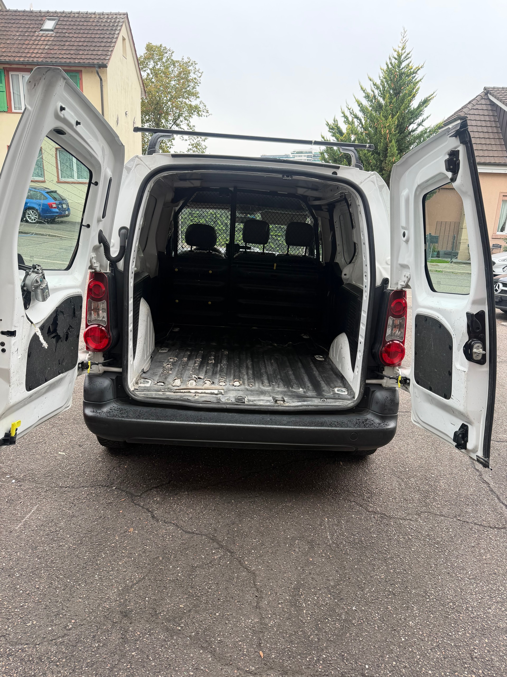 CITROEN Berlingo 1.6 HDi 90 Business-image-7