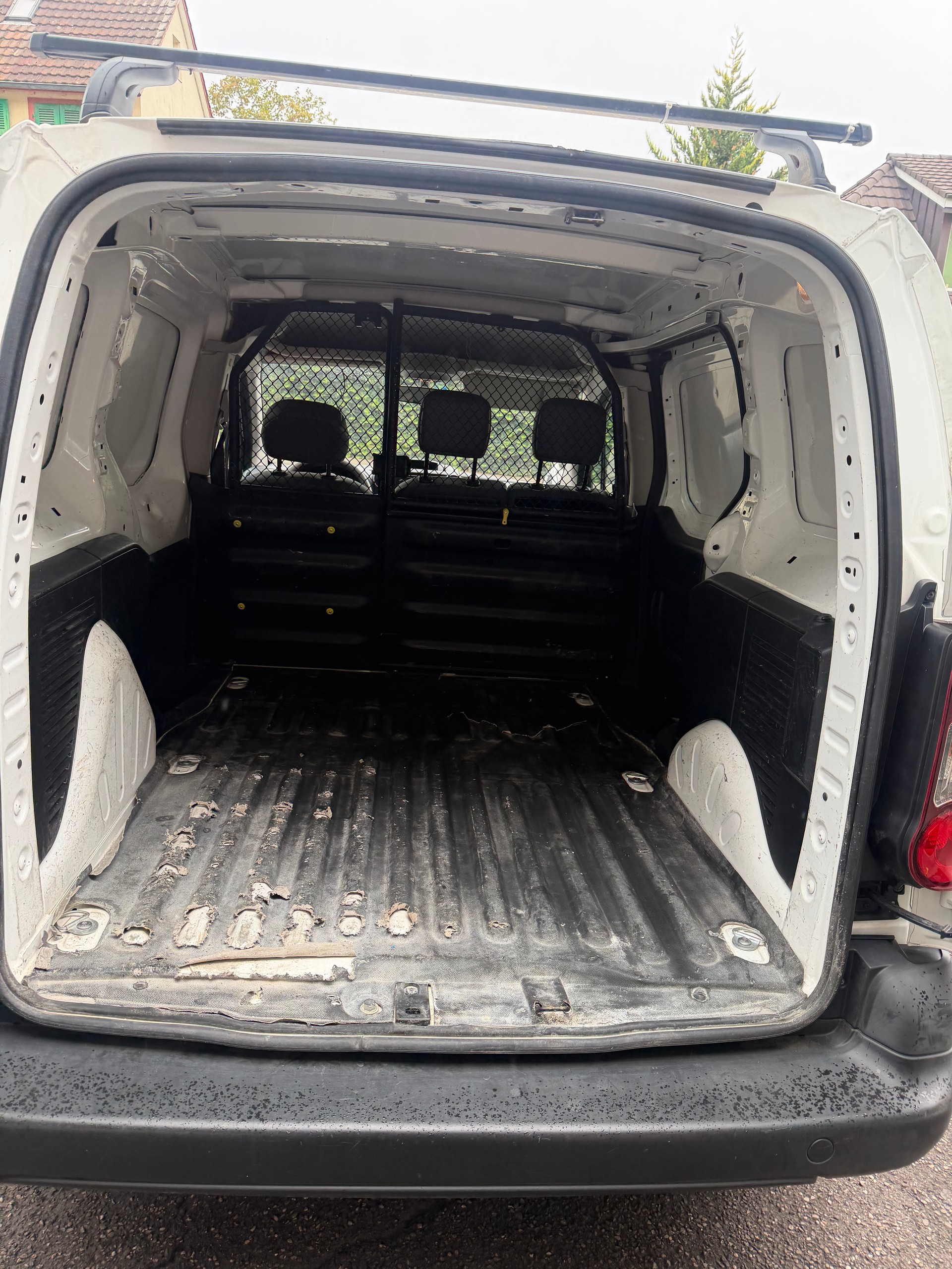 CITROEN Berlingo 1.6 HDi 90 Business-image-8