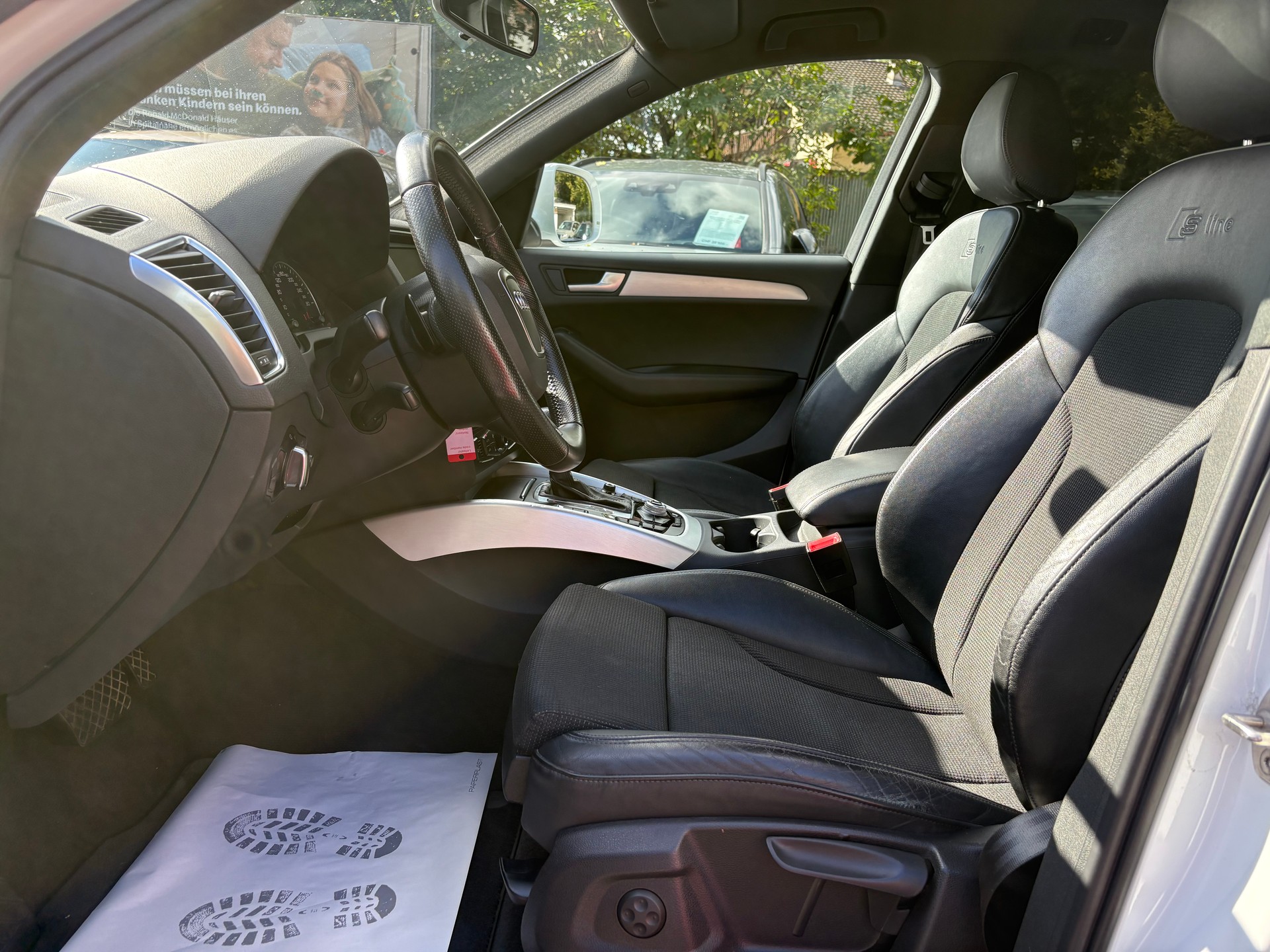 AUDI Q5 3.0 TDI quattro S-tronic S-Line-image-8