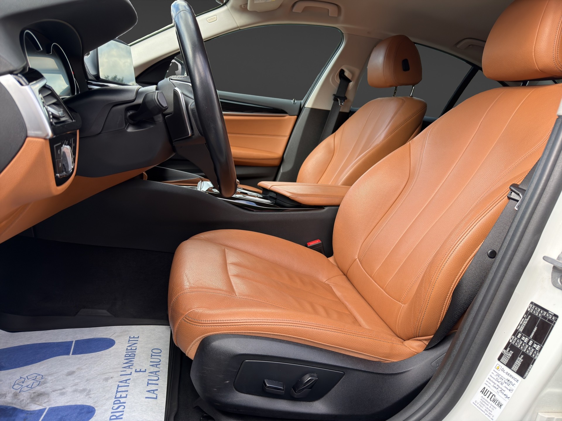 BMW 520i Steptronic-image-11