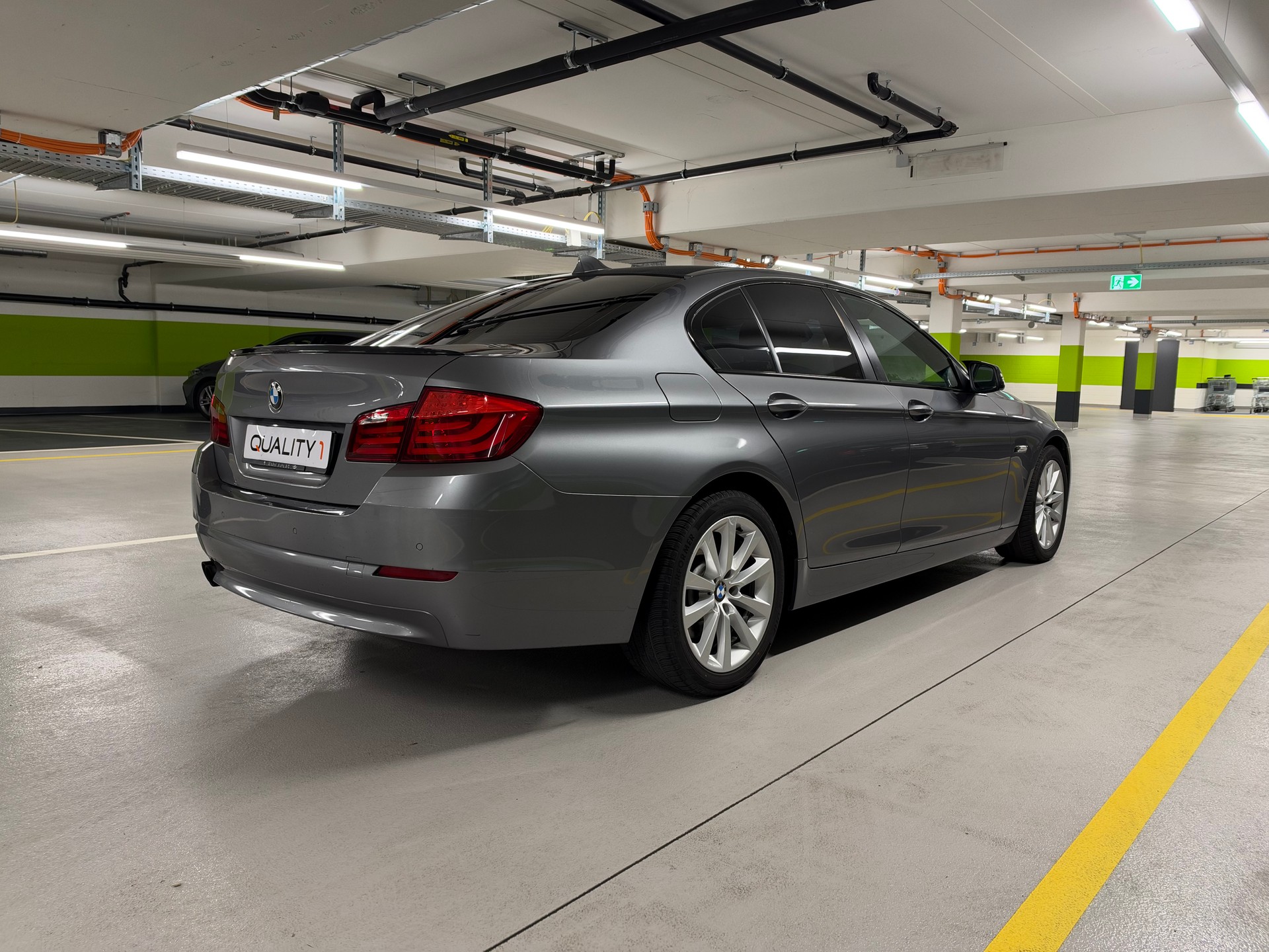 BMW 528i Steptronic-image-4