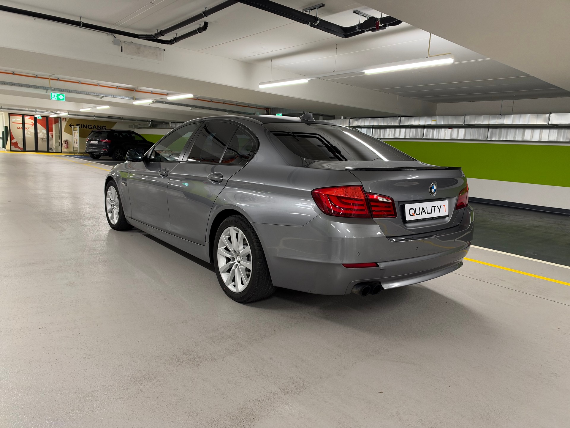 BMW 528i Steptronic-image-6