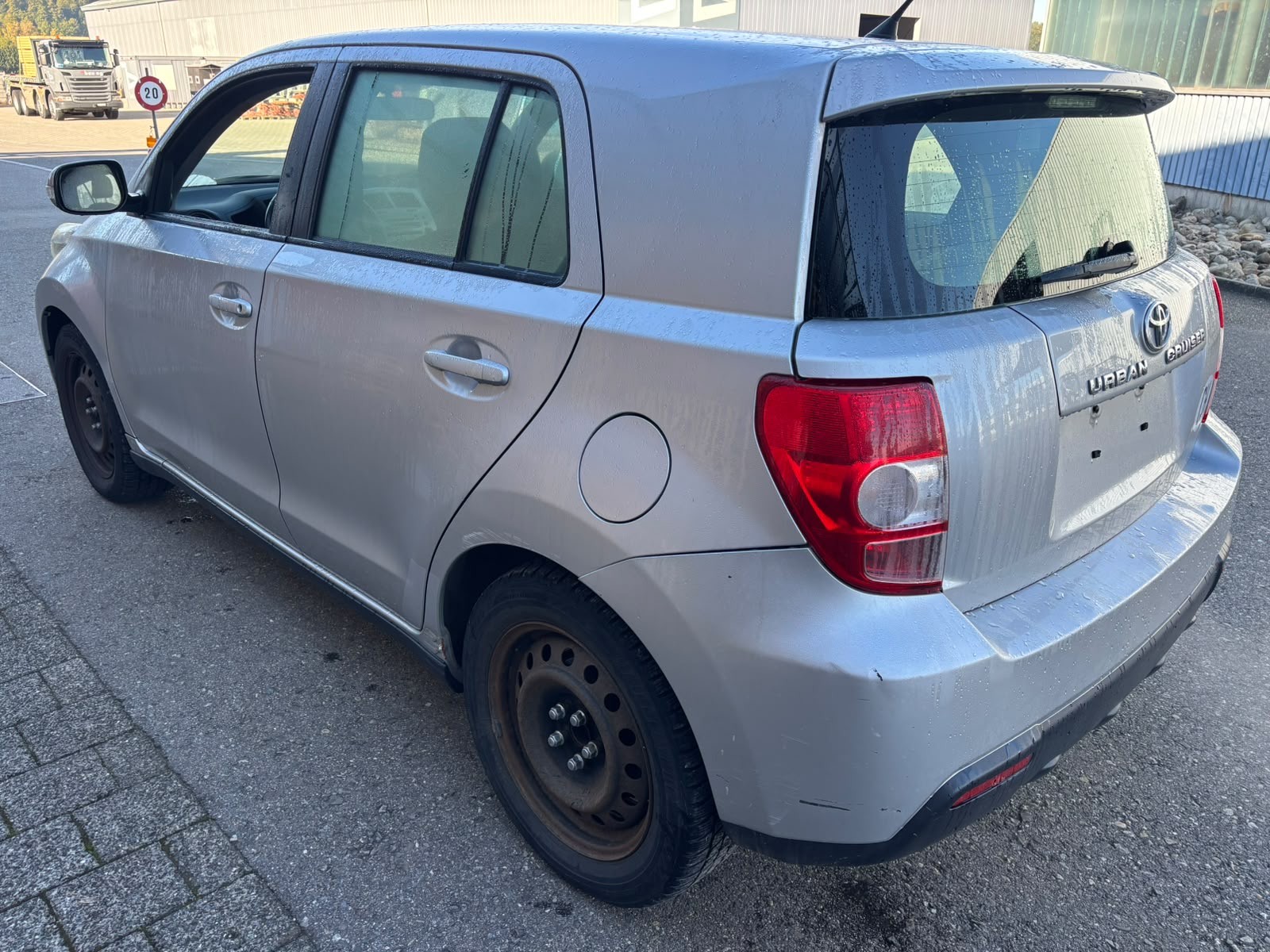 TOYOTA UrbanCruiser 1.33 Dual VVT-i Linea Terra-image-5