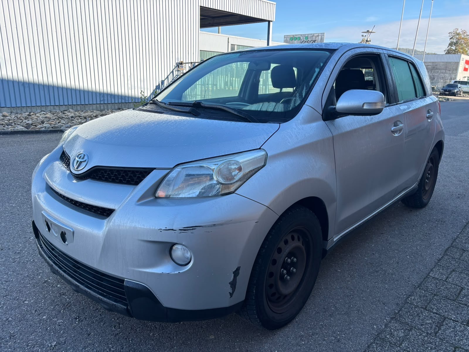 TOYOTA UrbanCruiser 1.33 Dual VVT-i Linea Terra