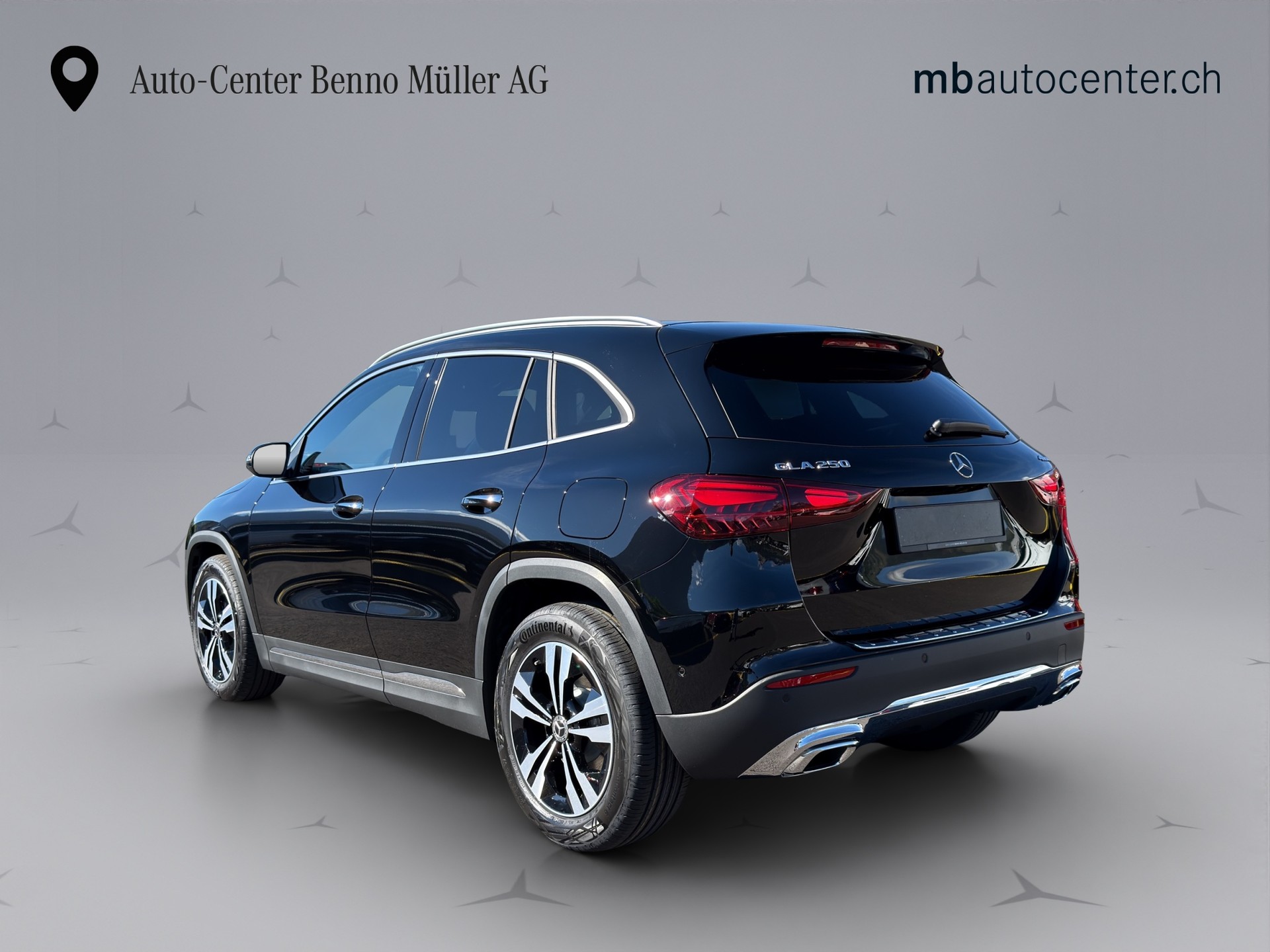 MERCEDES-BENZ GLA-Klasse H247 GLA 250 Swiss Star Progressive 4matic-image-3