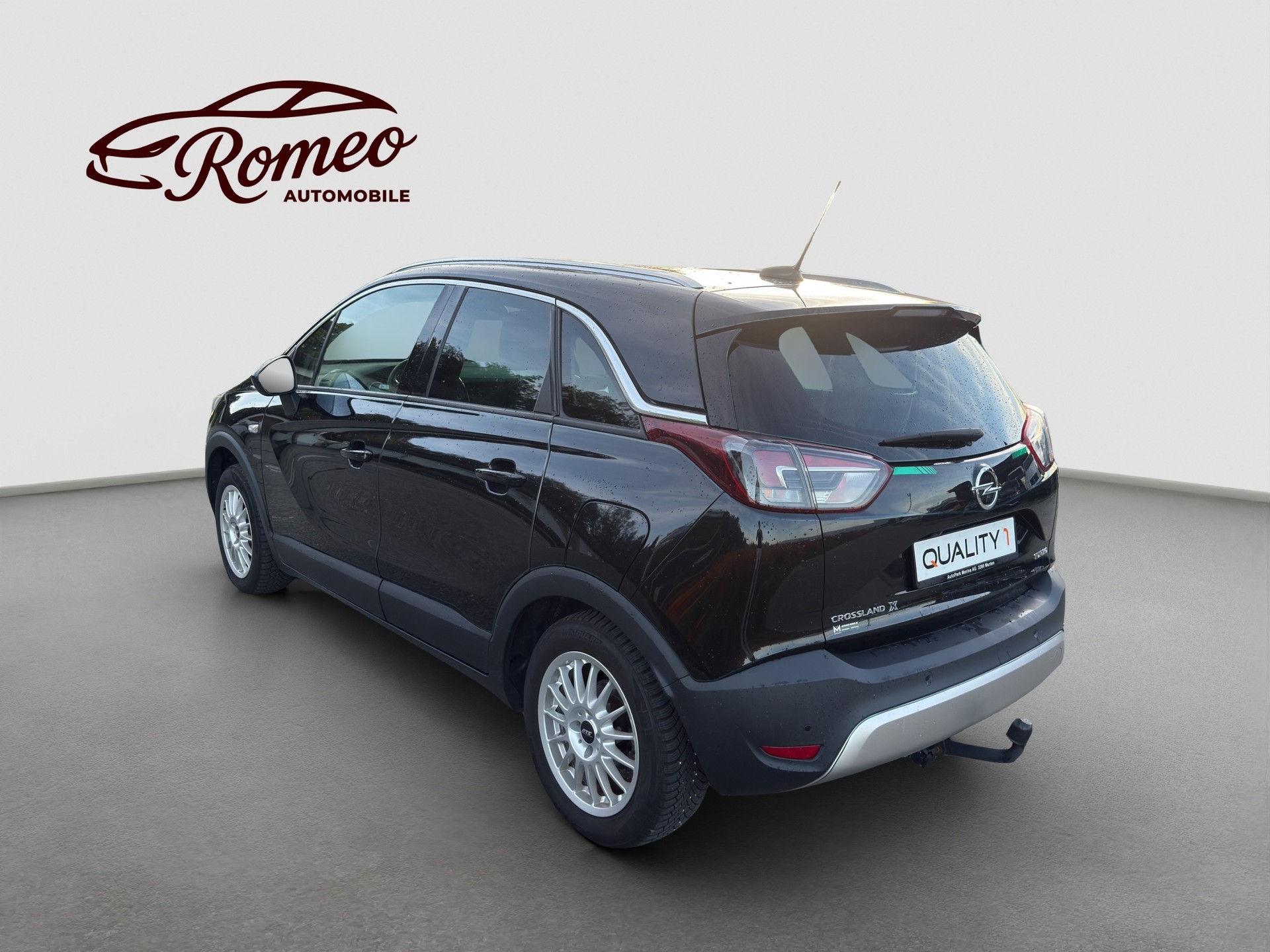 OPEL Crossland X 1.2i TP Excellence Automatik ** Frisch ab MFK und Service ** CH Auto ** 1. Hand ** AHK **-image-3
