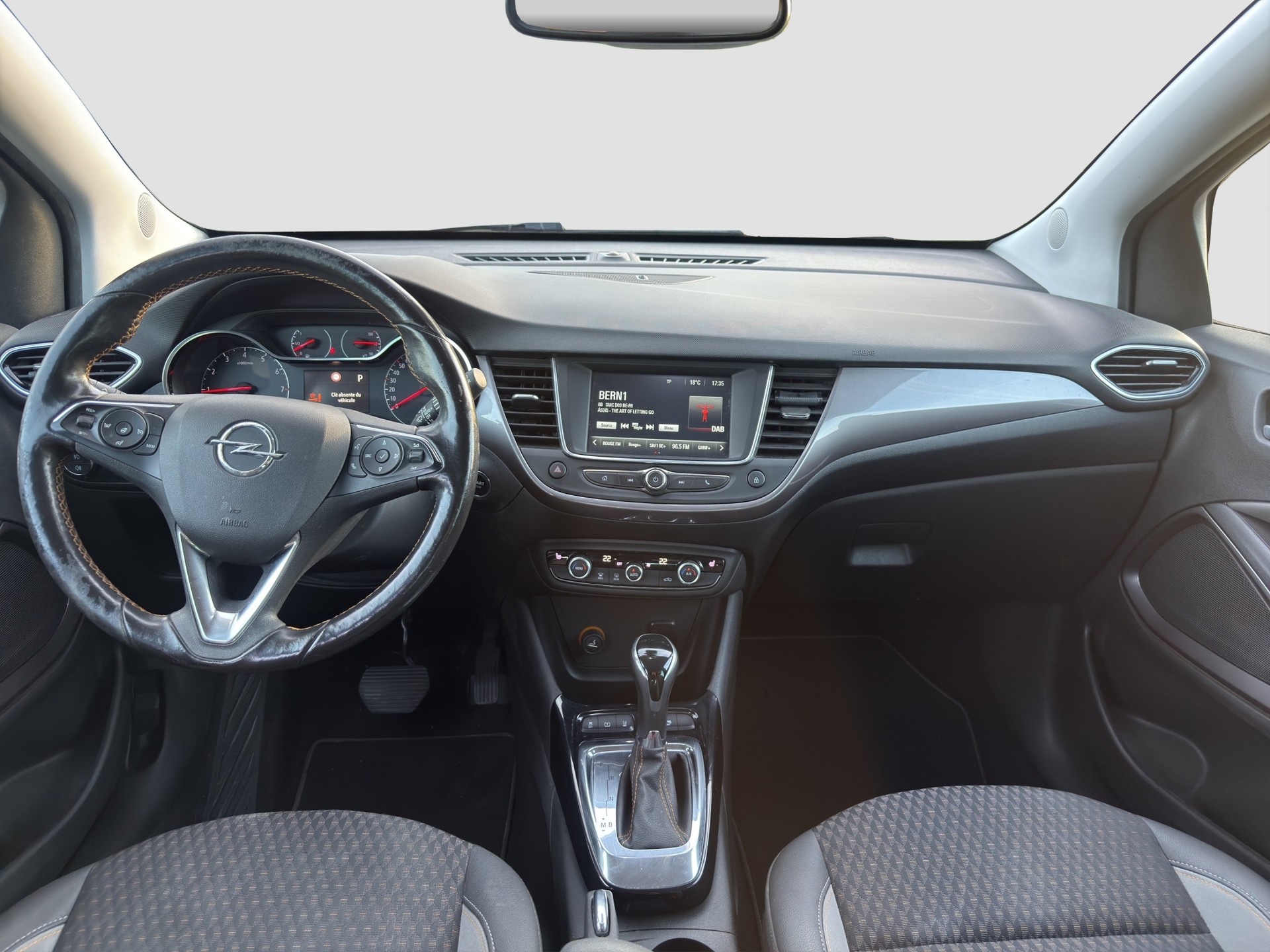 OPEL Crossland X 1.2i TP Excellence Automatik ** Frisch ab MFK und Service ** CH Auto ** 1. Hand ** AHK **-image-12