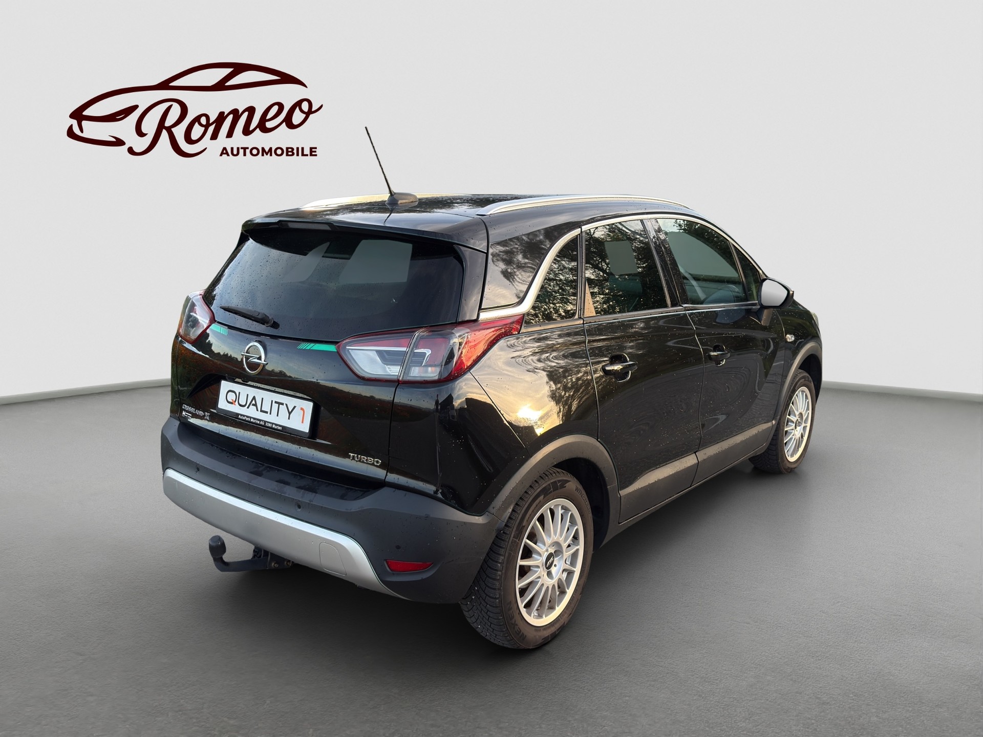 OPEL Crossland X 1.2i TP Excellence Automatik ** Frisch ab MFK und Service ** CH Auto ** 1. Hand ** AHK **-image-1