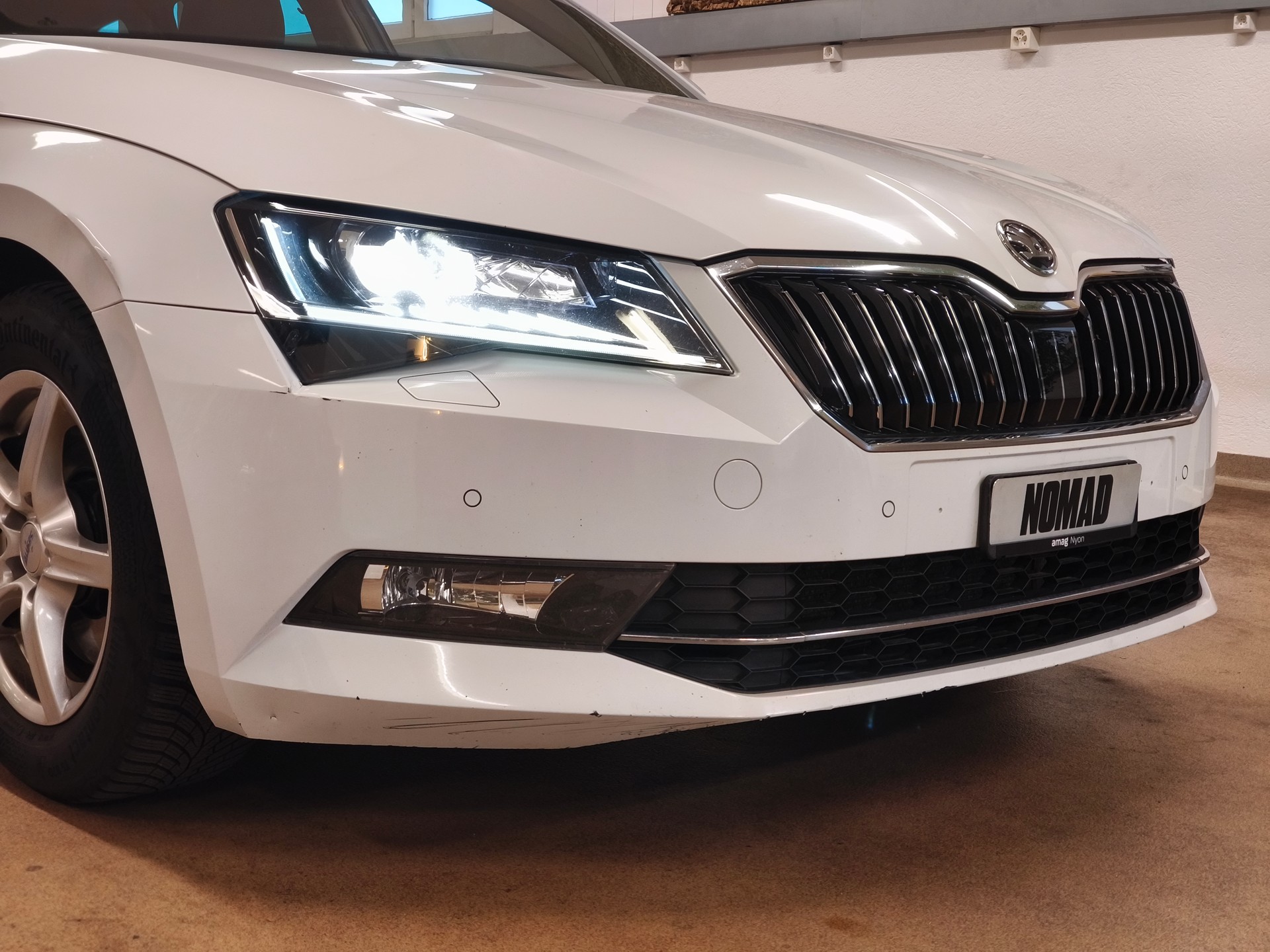 SKODA Superb Combi 2.0 TDi L&K 4x4 DSG-image-5