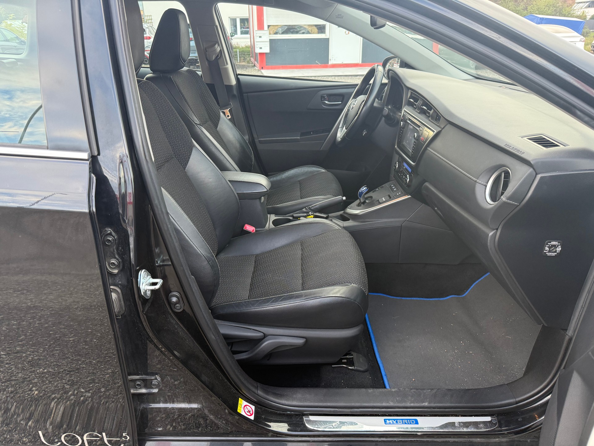 TOYOTA Auris Touring Sports 1.8 16V HSD Linea Sol-image-10