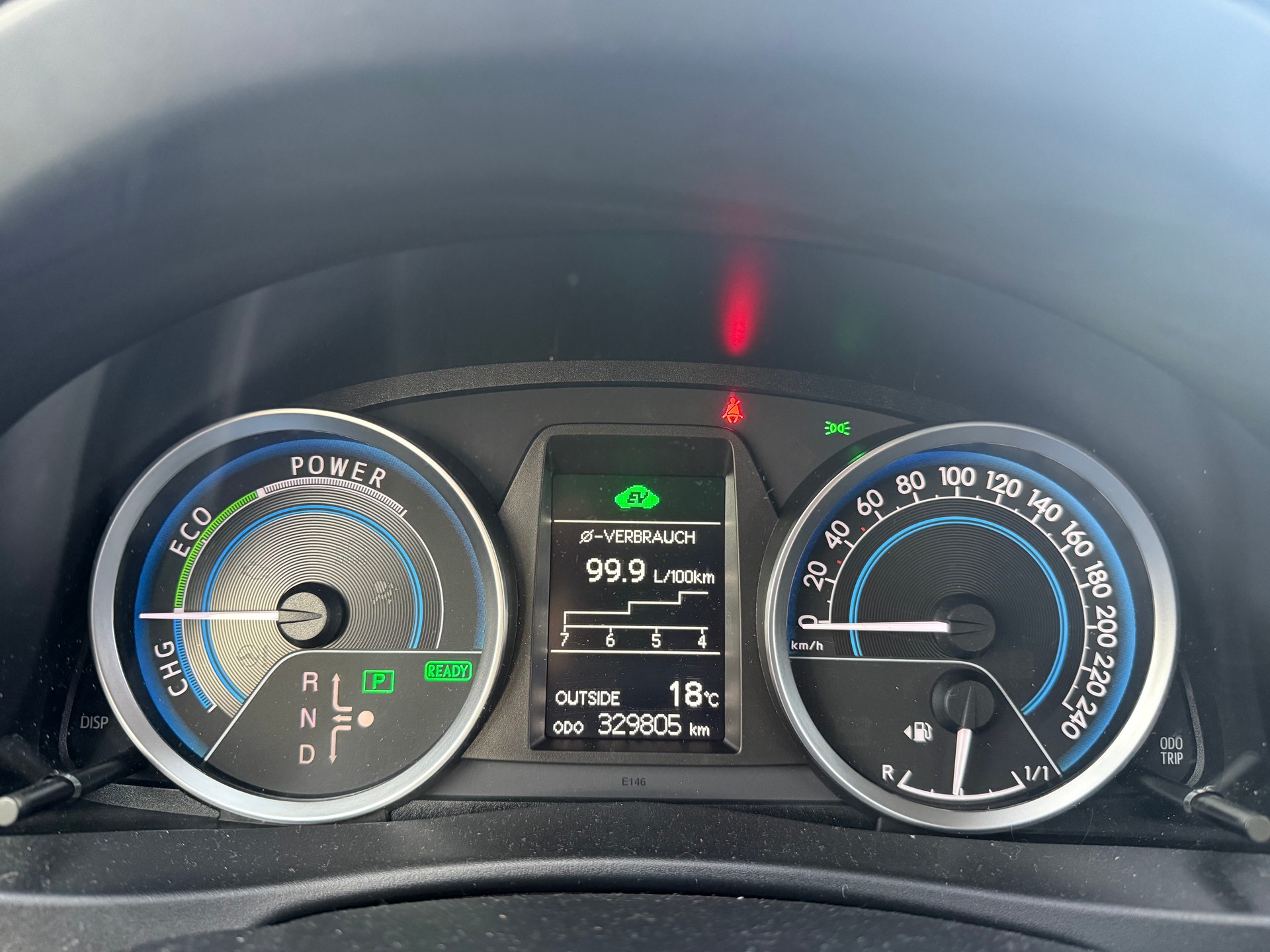 TOYOTA Auris Touring Sports 1.8 16V HSD Linea Sol-image-13