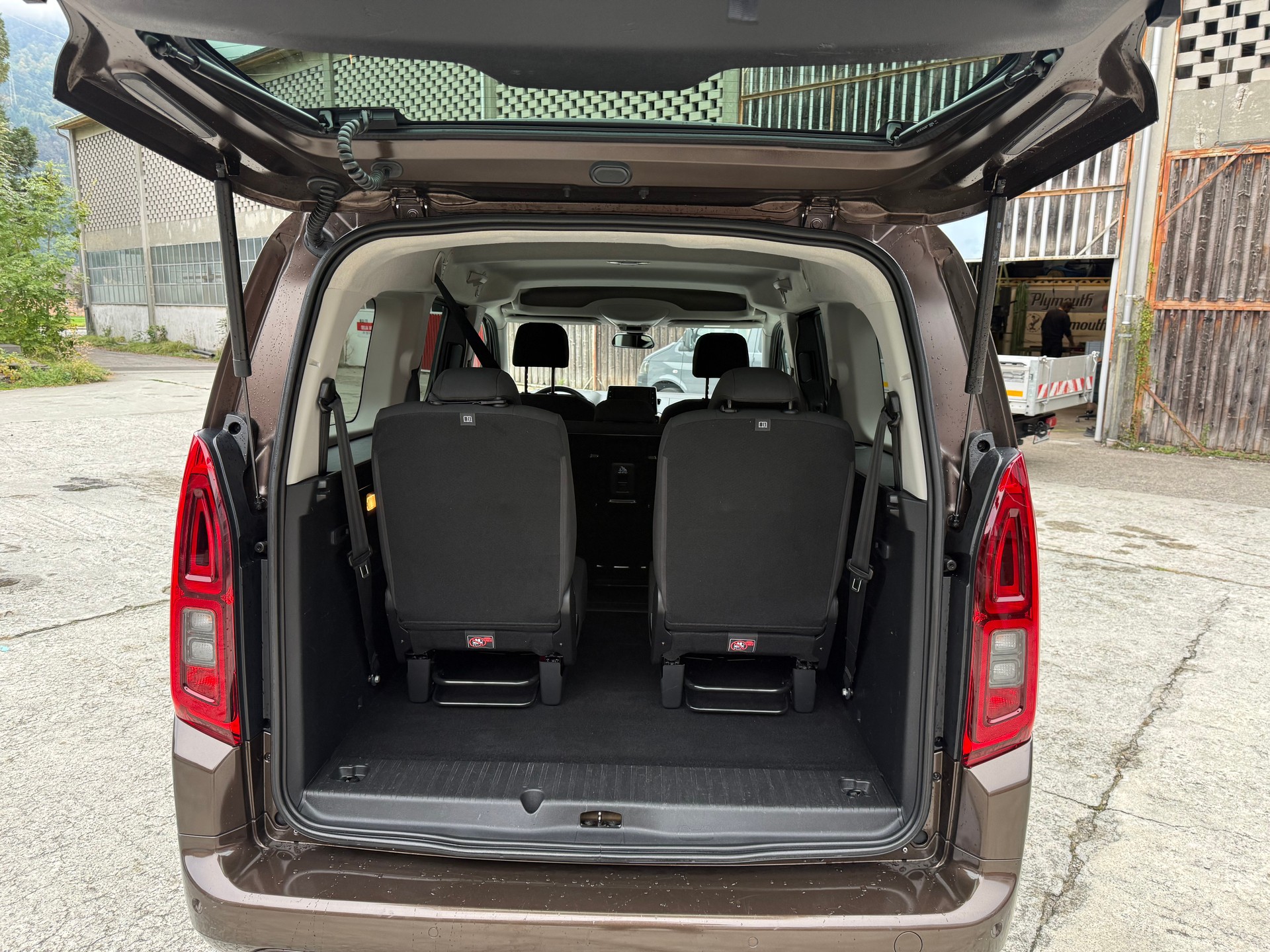 OPEL Combo Life XL 1.2 Edition-image-5
