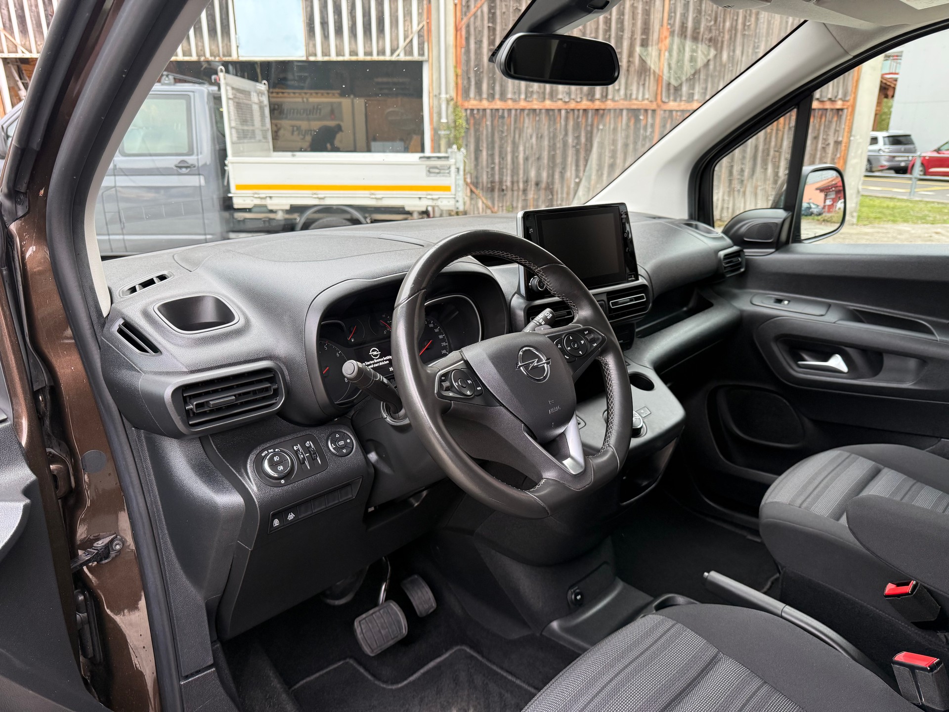 OPEL Combo Life XL 1.2 Edition-image-10