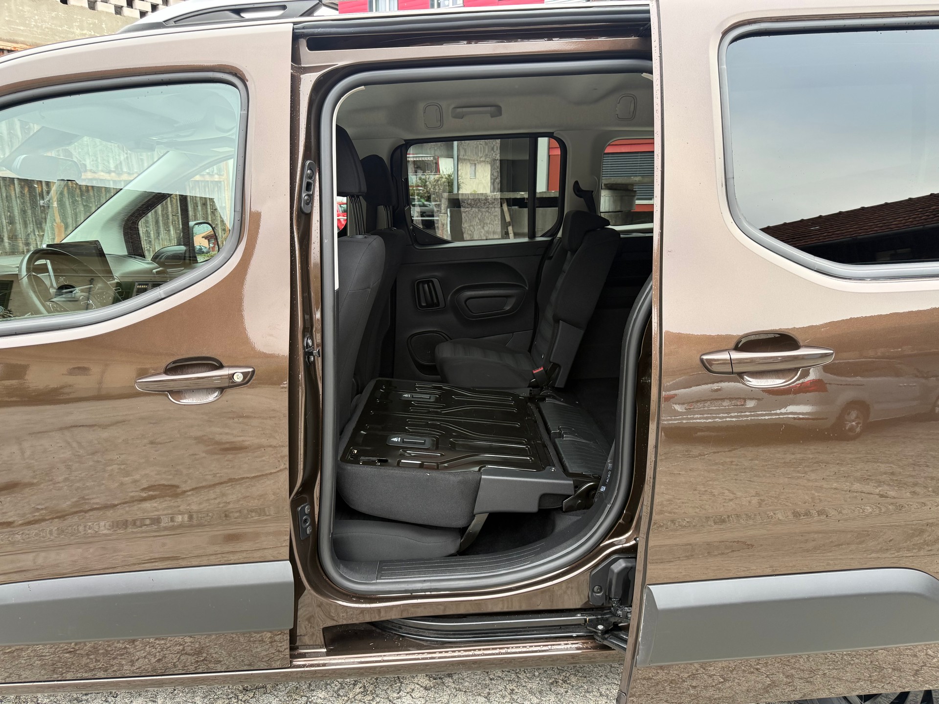 OPEL Combo Life XL 1.2 Edition-image-7