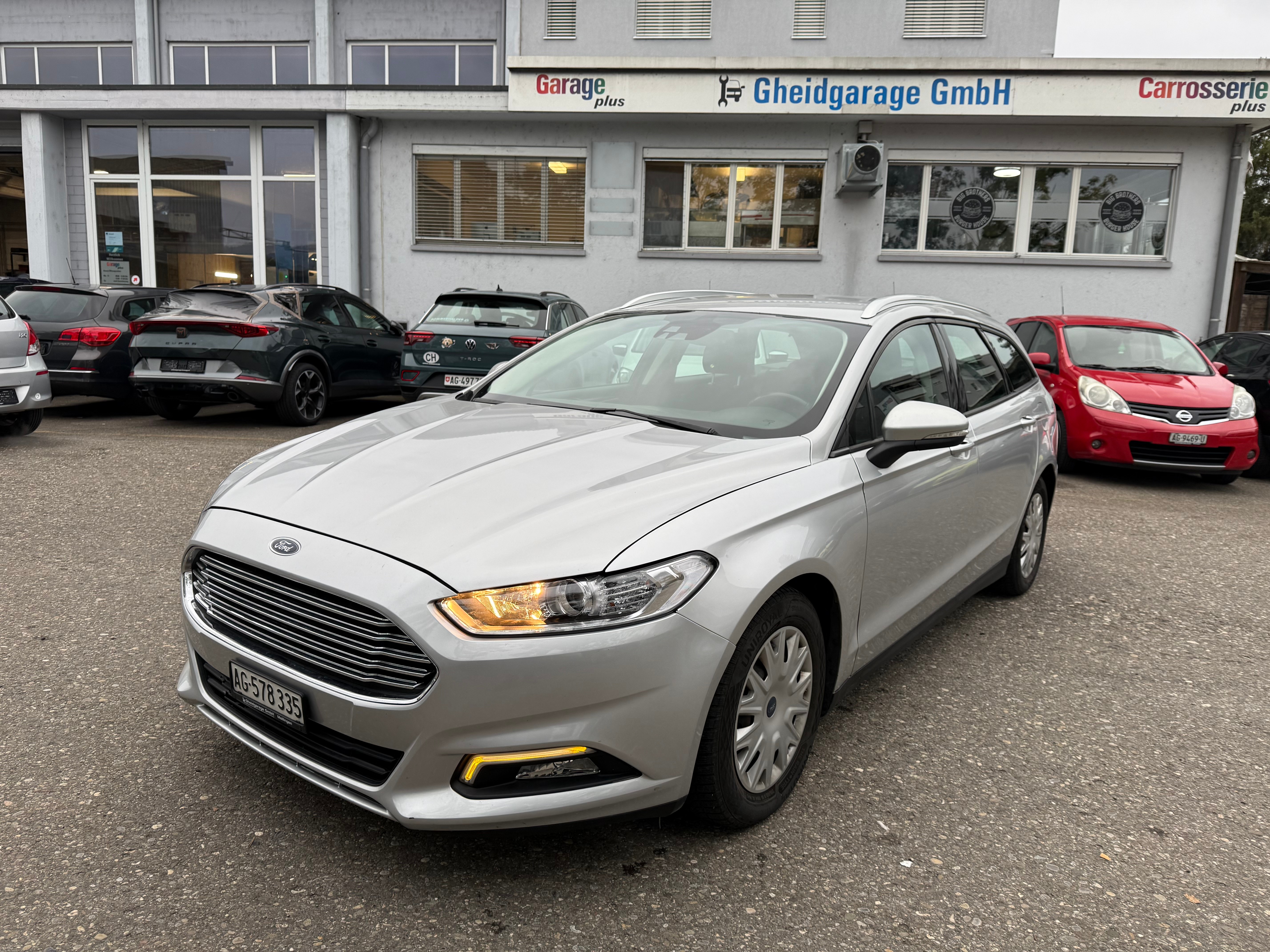 Car photo
