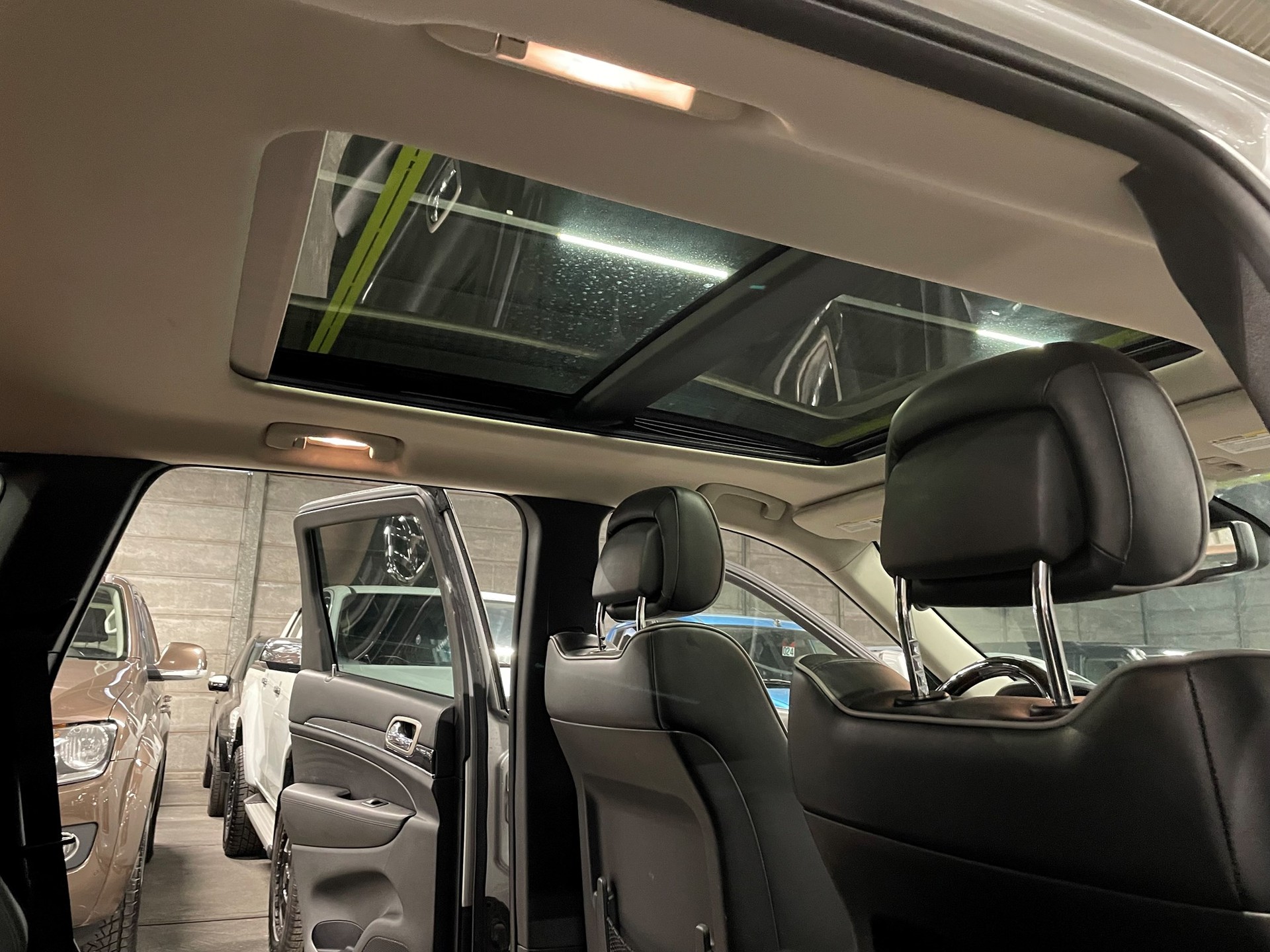 JEEP Grand Cherokee 3.0 CRD Overland Automatic-image-10