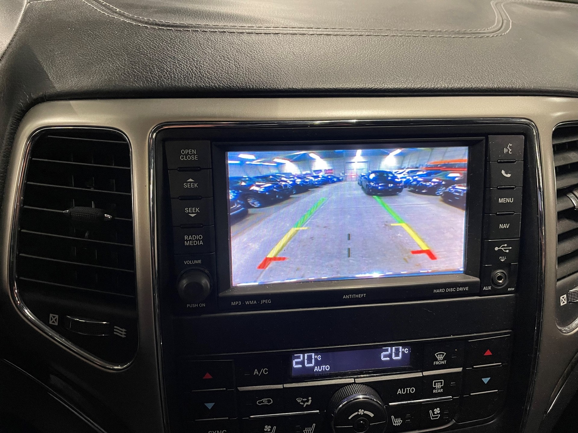 JEEP Grand Cherokee 3.0 CRD Overland Automatic-image-8