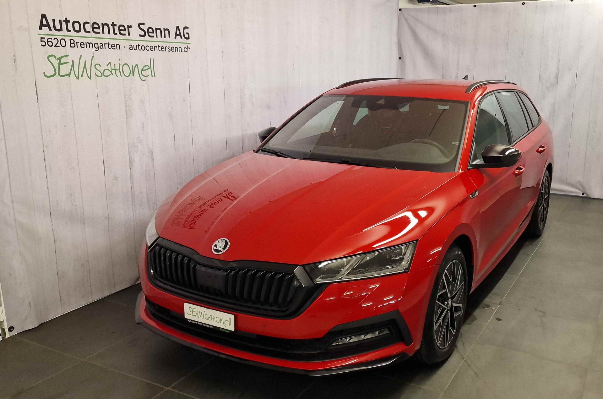 SKODA Octavia Combi 2.0 TSI SportLine DSG 4x4-image-1