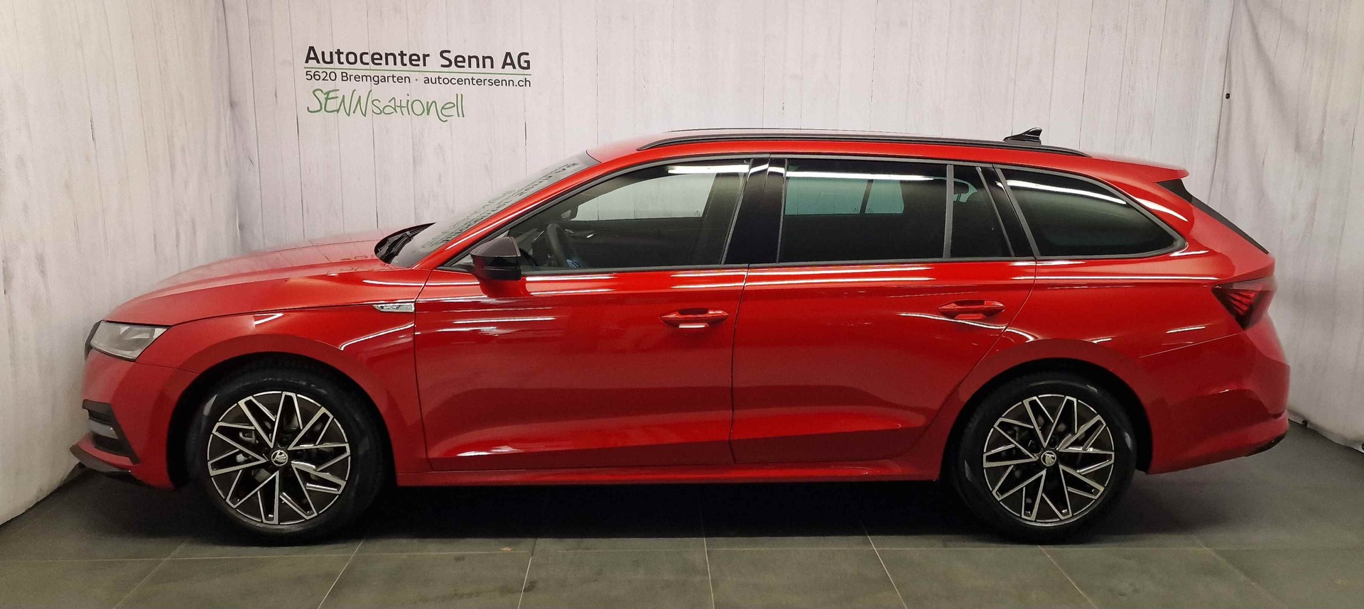 SKODA Octavia Combi 2.0 TSI SportLine DSG 4x4-image-2