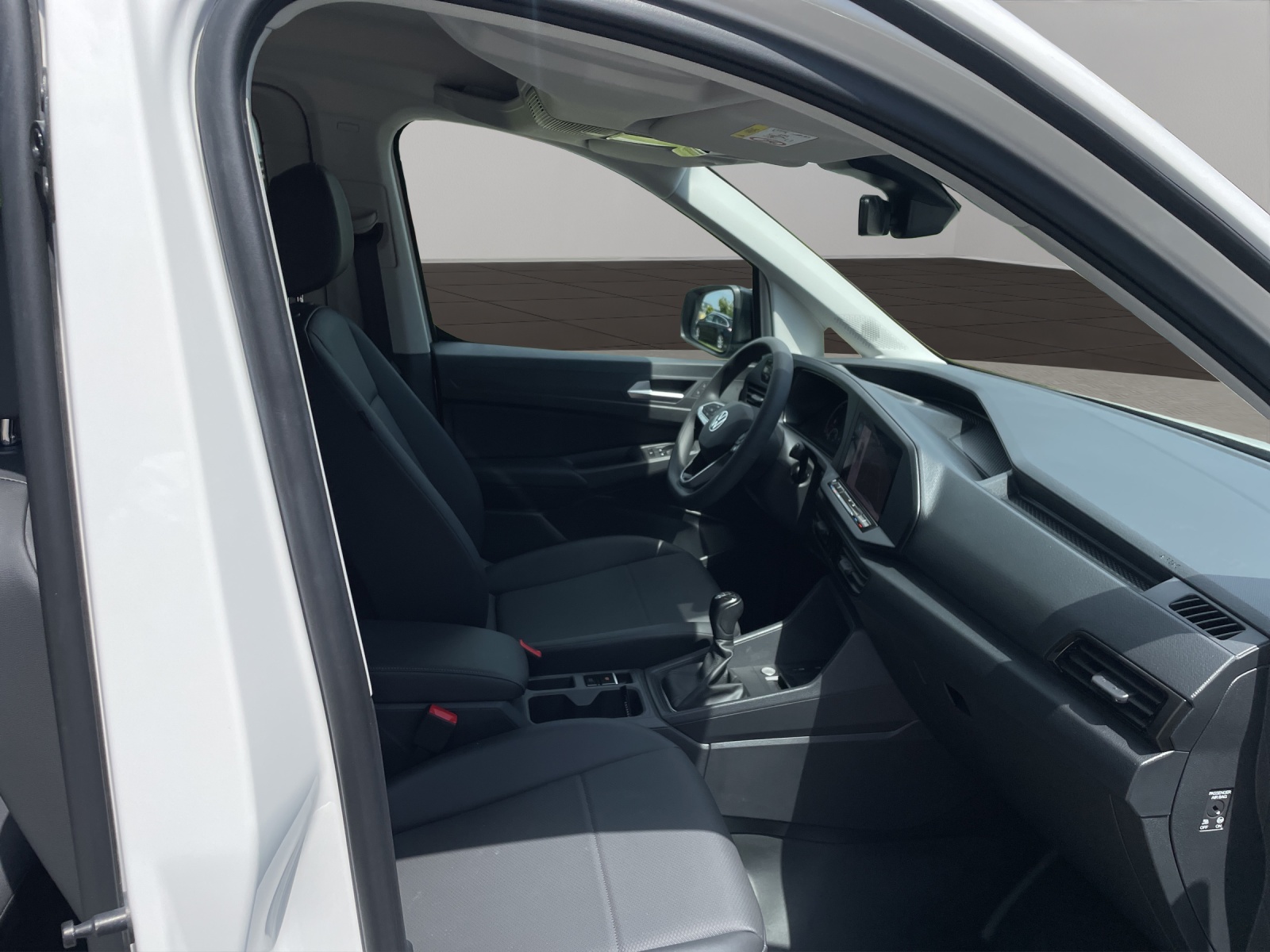 VW Caddy Maxi 2.0 TDI Liberty 4Motion-image-14