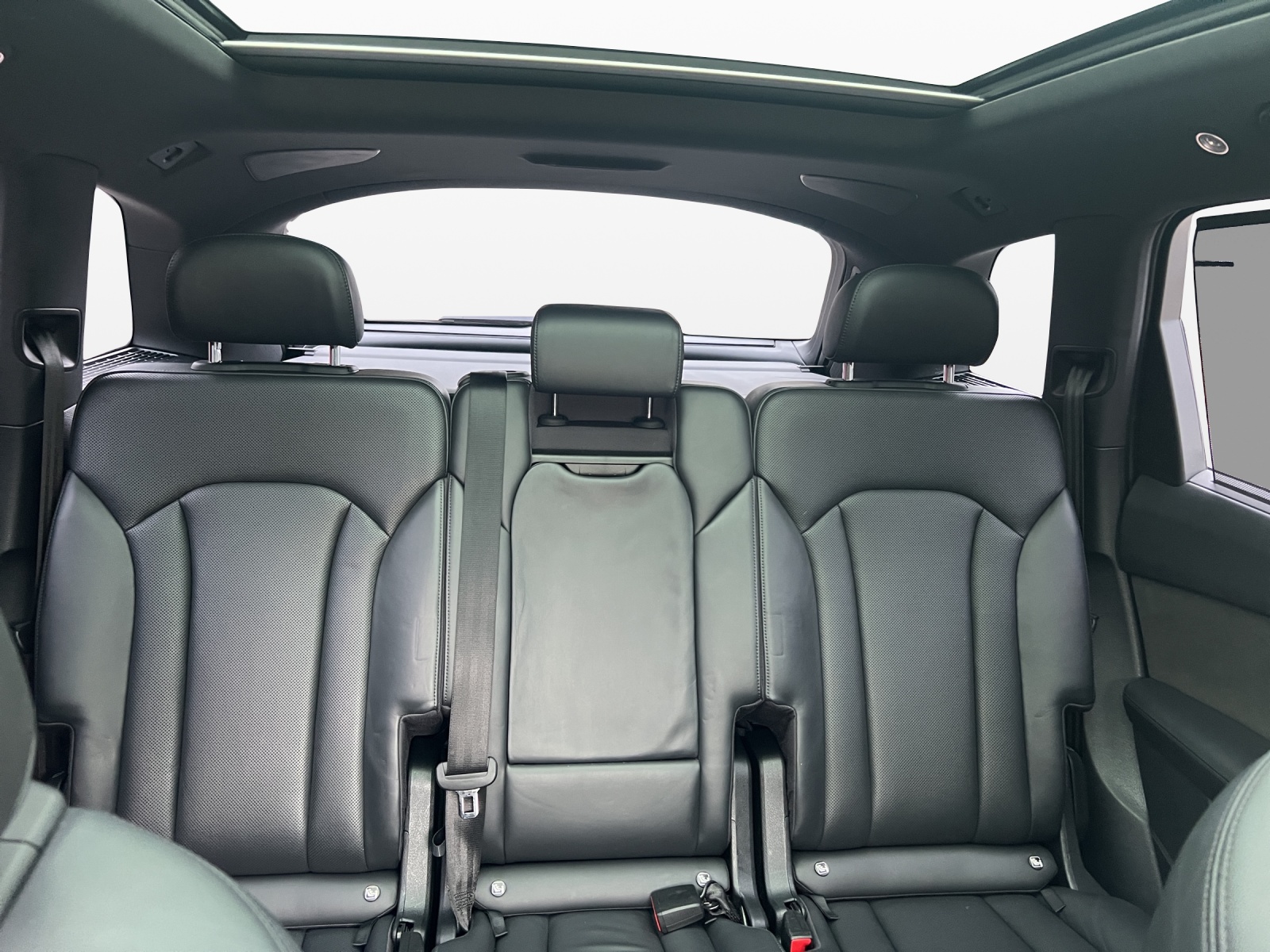 AUDI SQ7 4.0 TDI quattro tiptronic-image-17