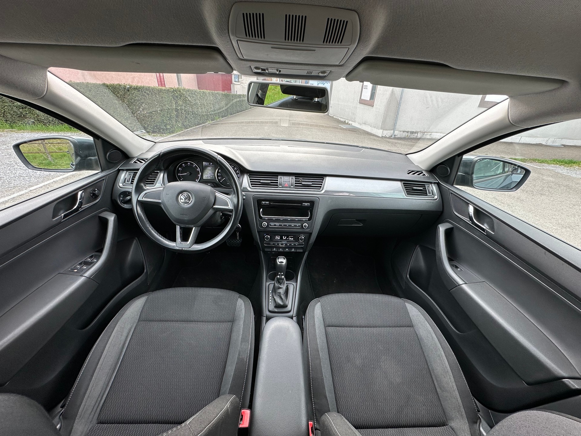 SKODA Rapid Spaceback 1.4 TSI Active DSG-image-8