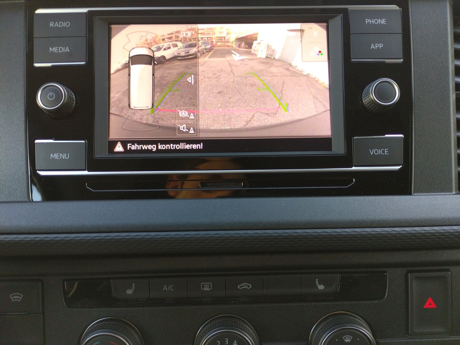 VW Envia Free DSG 4Motion-image-10