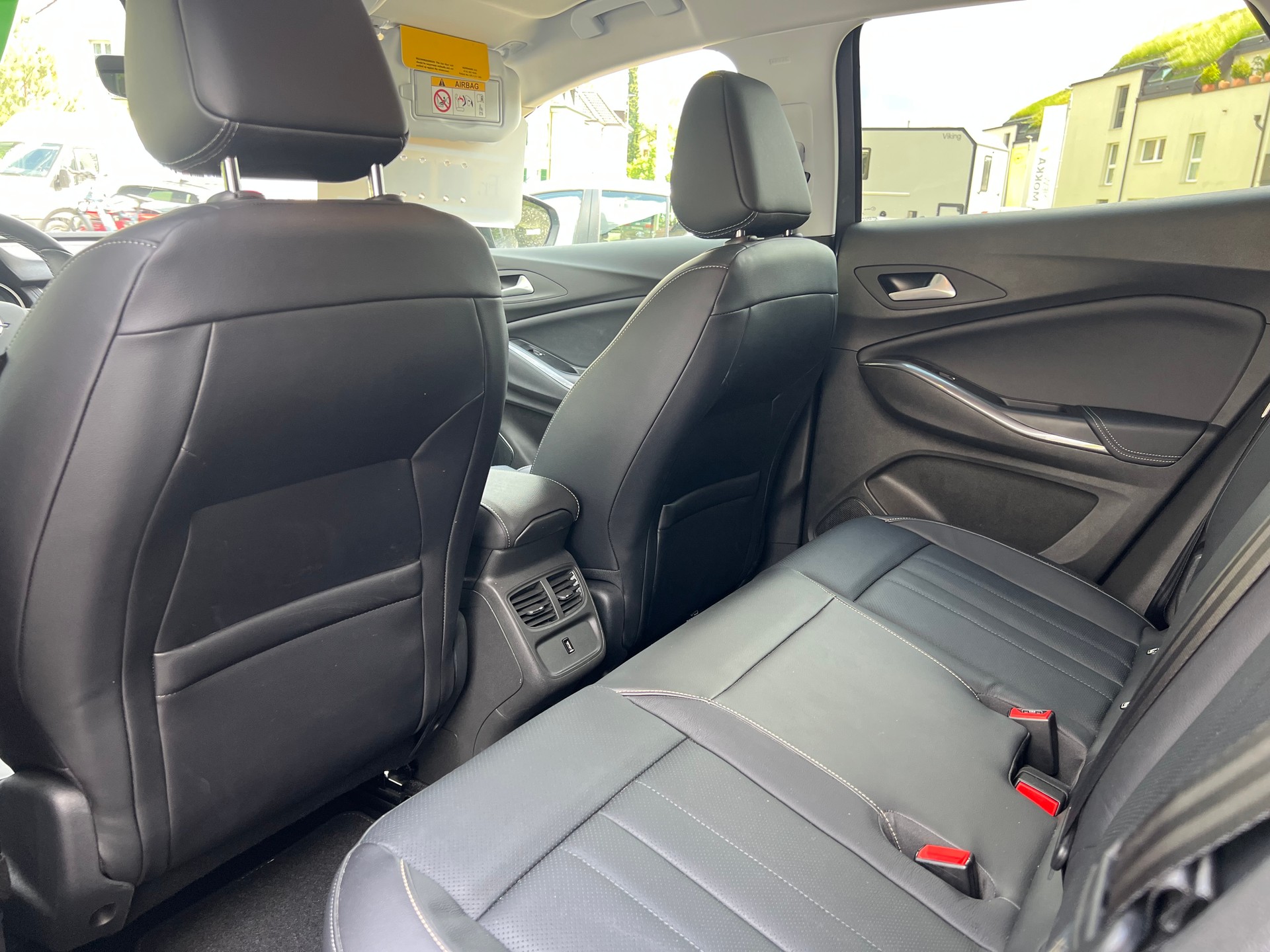 OPEL Grandland X Hybrid4 Ultim-image-6