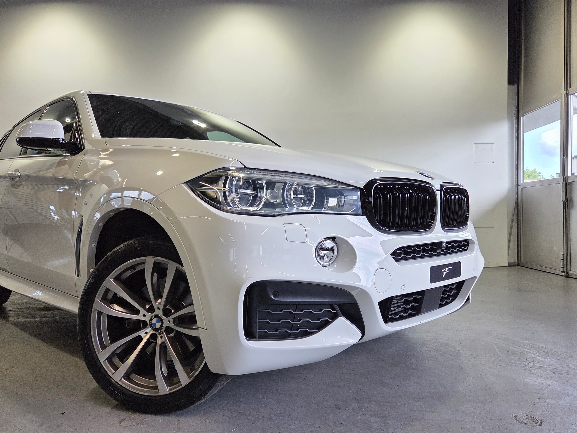 BMW X6 40d xDrive M-Sport-image-7