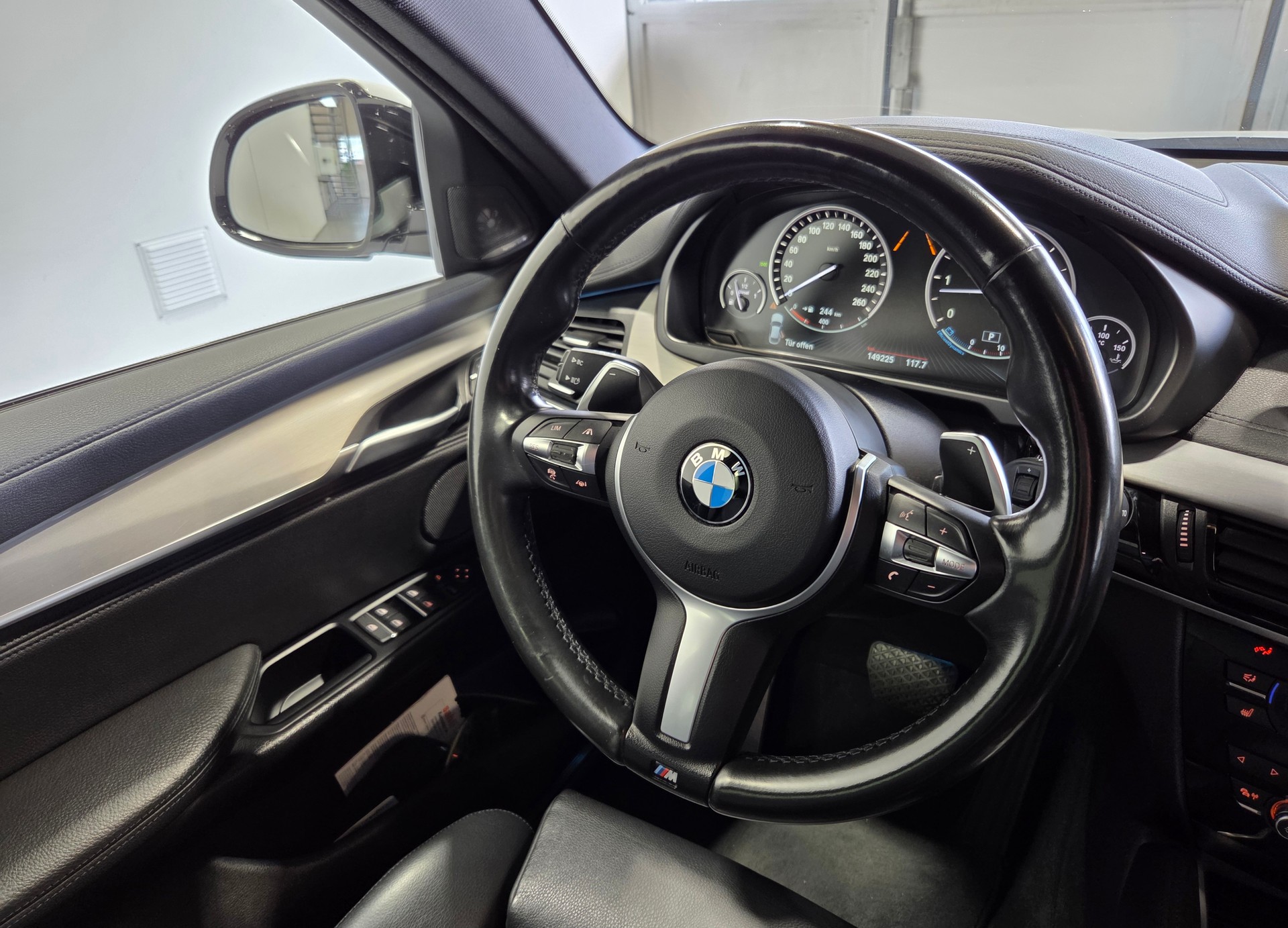 BMW X6 40d xDrive M-Sport-image-5