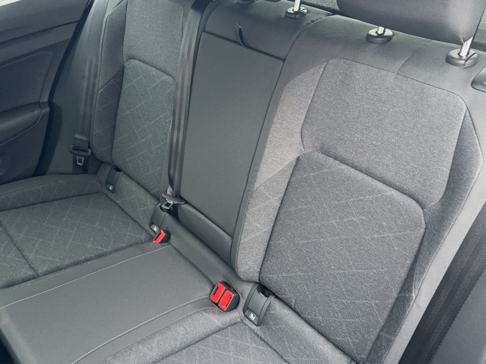 VW Golf 1.0 eTSI mHEV ACTLife DSG-image-13