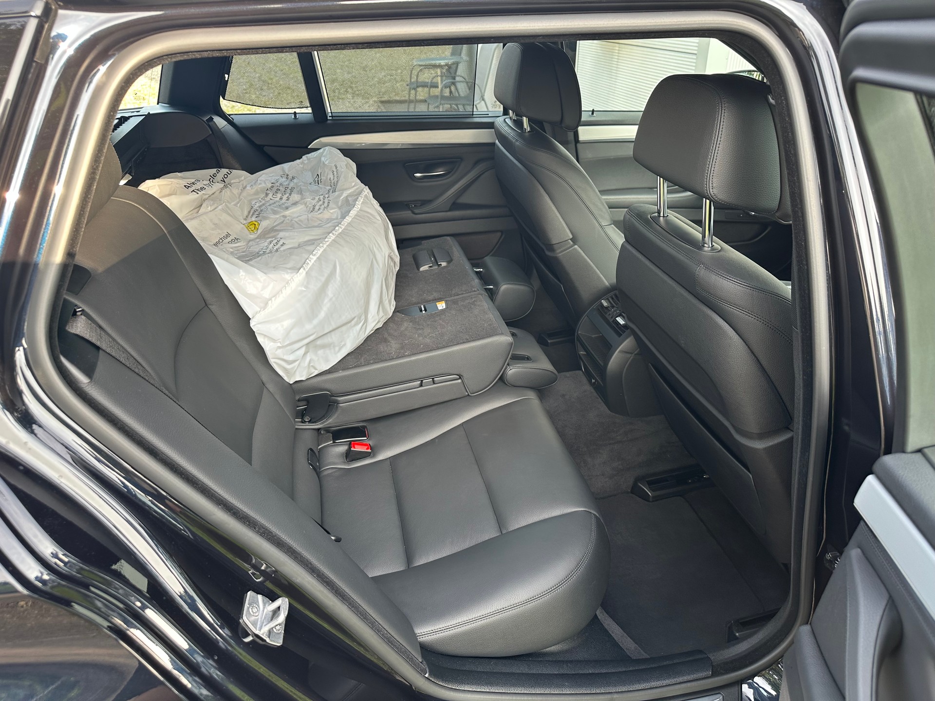 BMW 528i Touring xDrive Steptronic-image-15