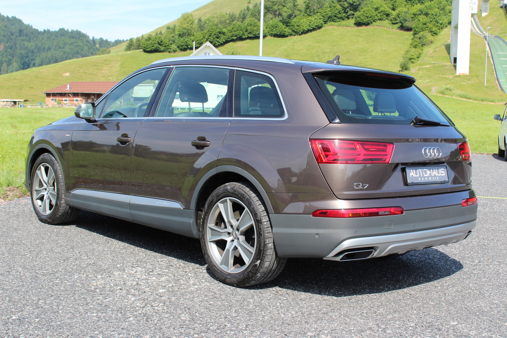 AUDI Q7 3.0 TDI quattro tiptronic 7-Plätzer-image-6