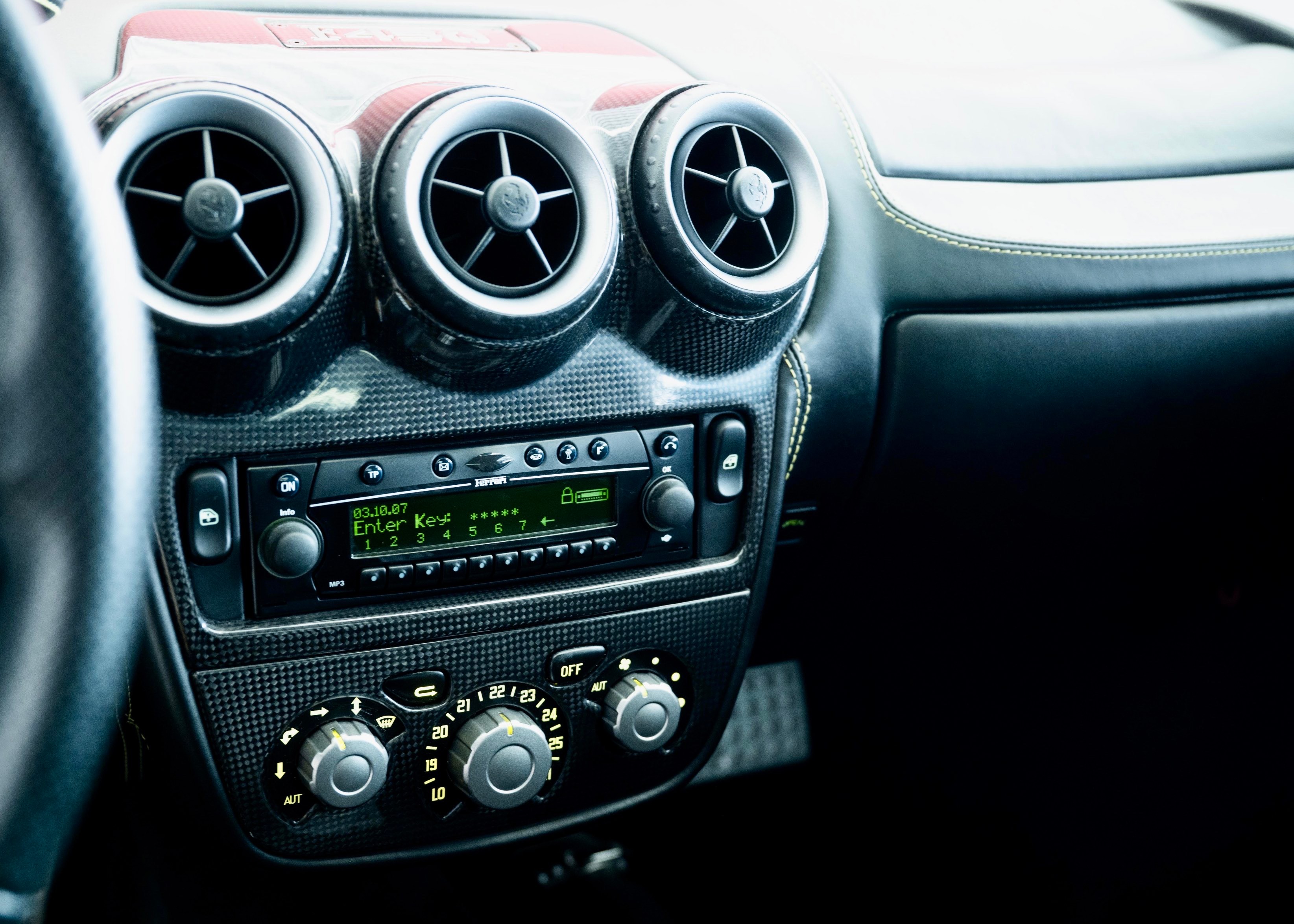 Image FERRARI F430 F430 Coupe Racing bucket seats (Full Ferrari history)