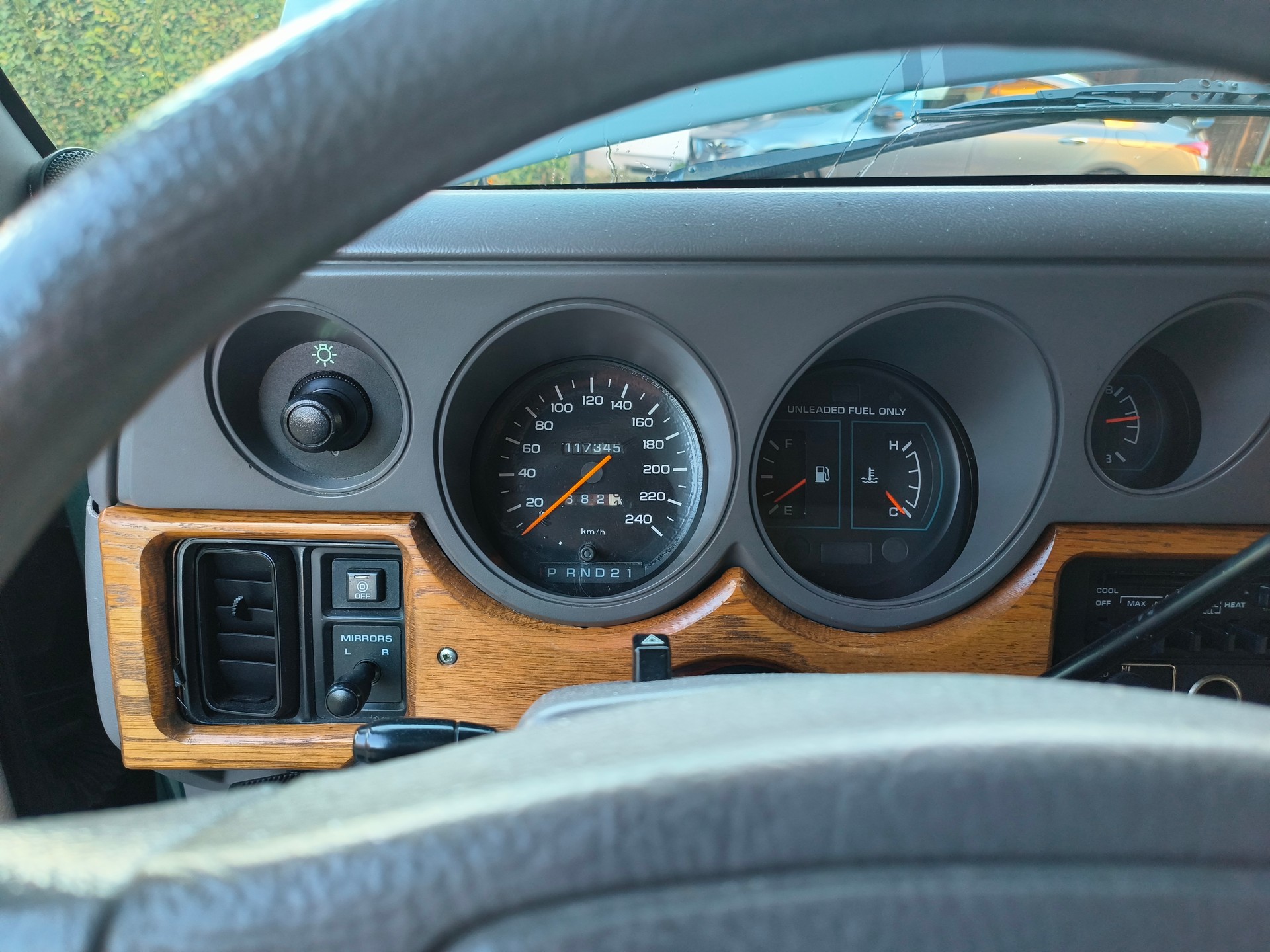 DODGE Camper VAN-image-7