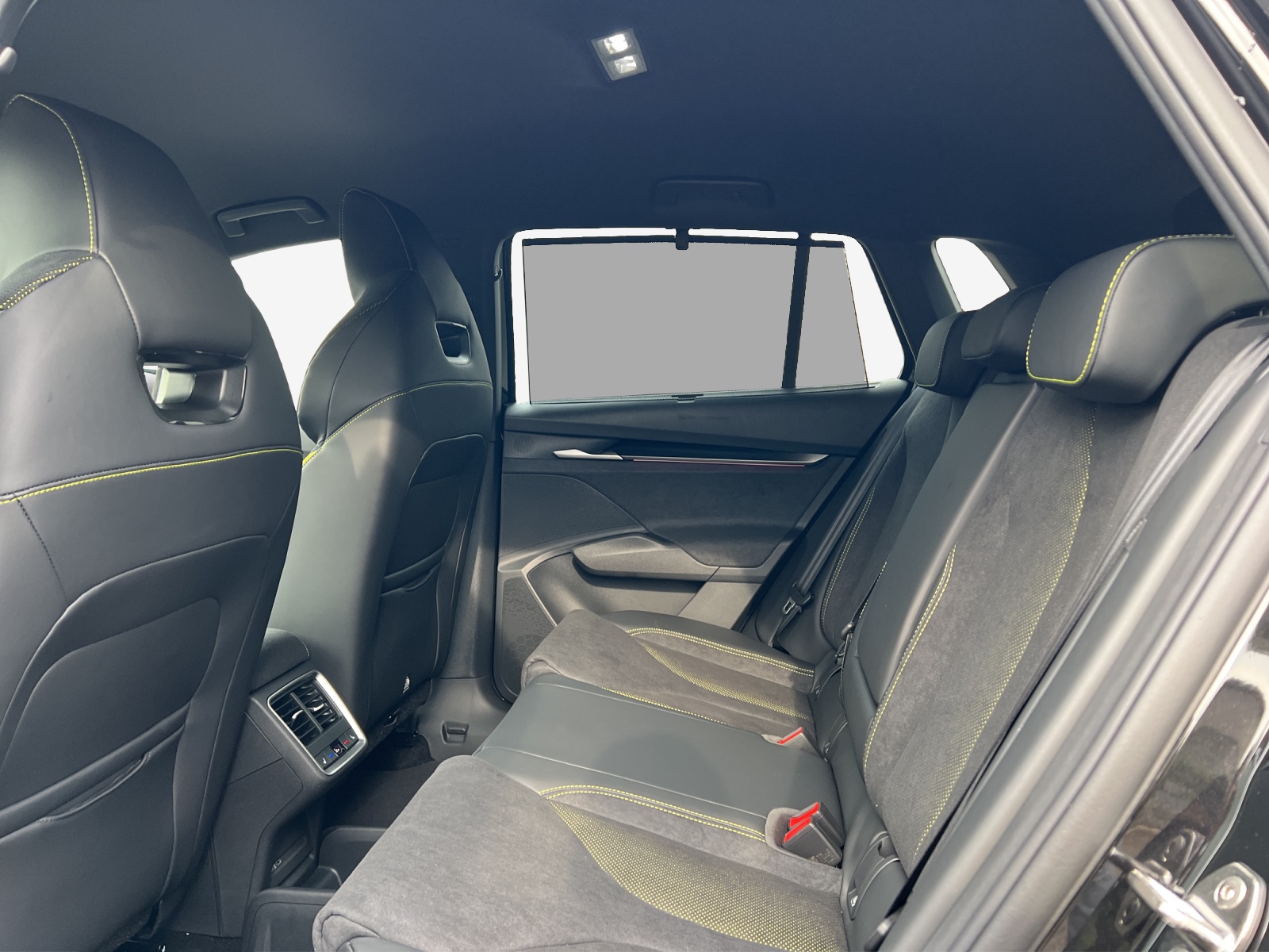 SKODA Elroq 85 RS 4x4-image-11