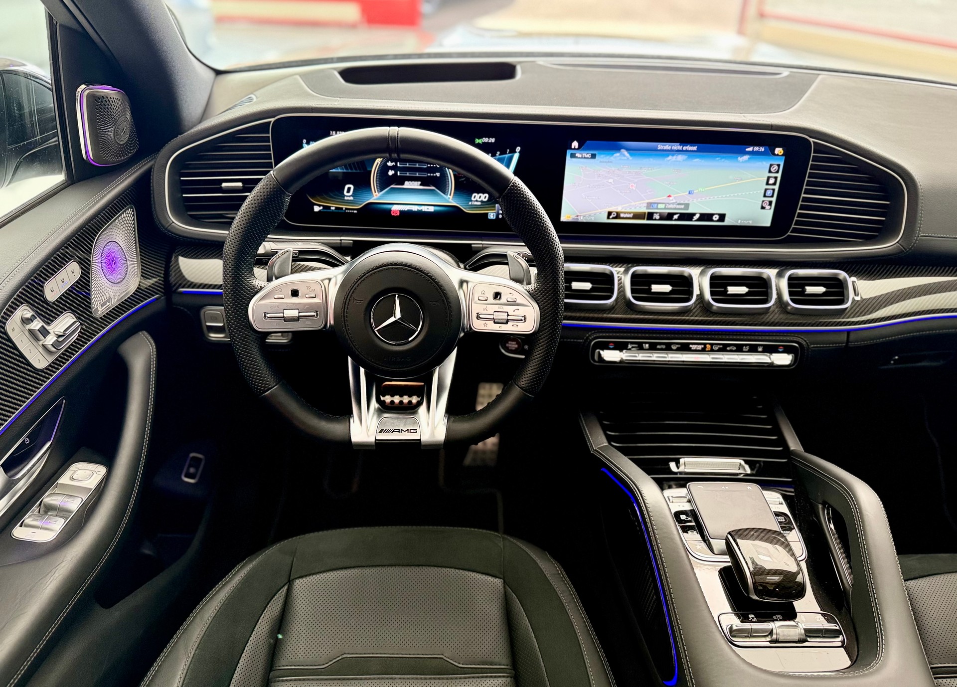 MERCEDES-BENZ GLS 63 S 4Matic+ TCT 9G-image-24
